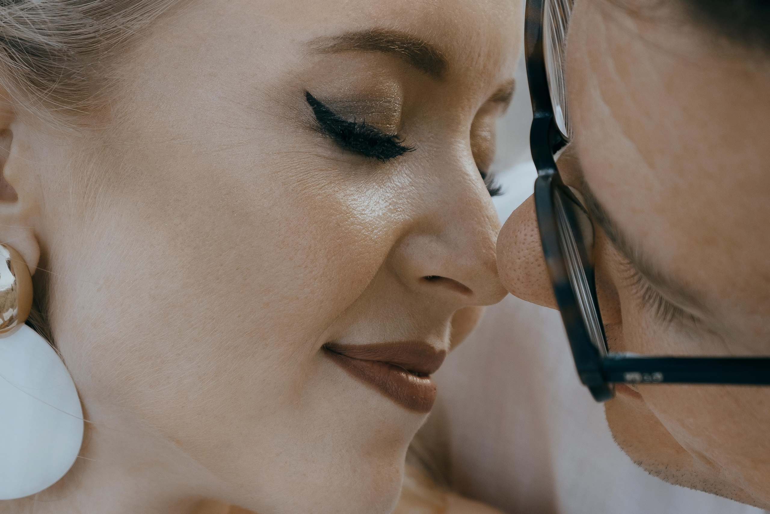 Vika & Slava: Лав стори на диком пляже в Испании