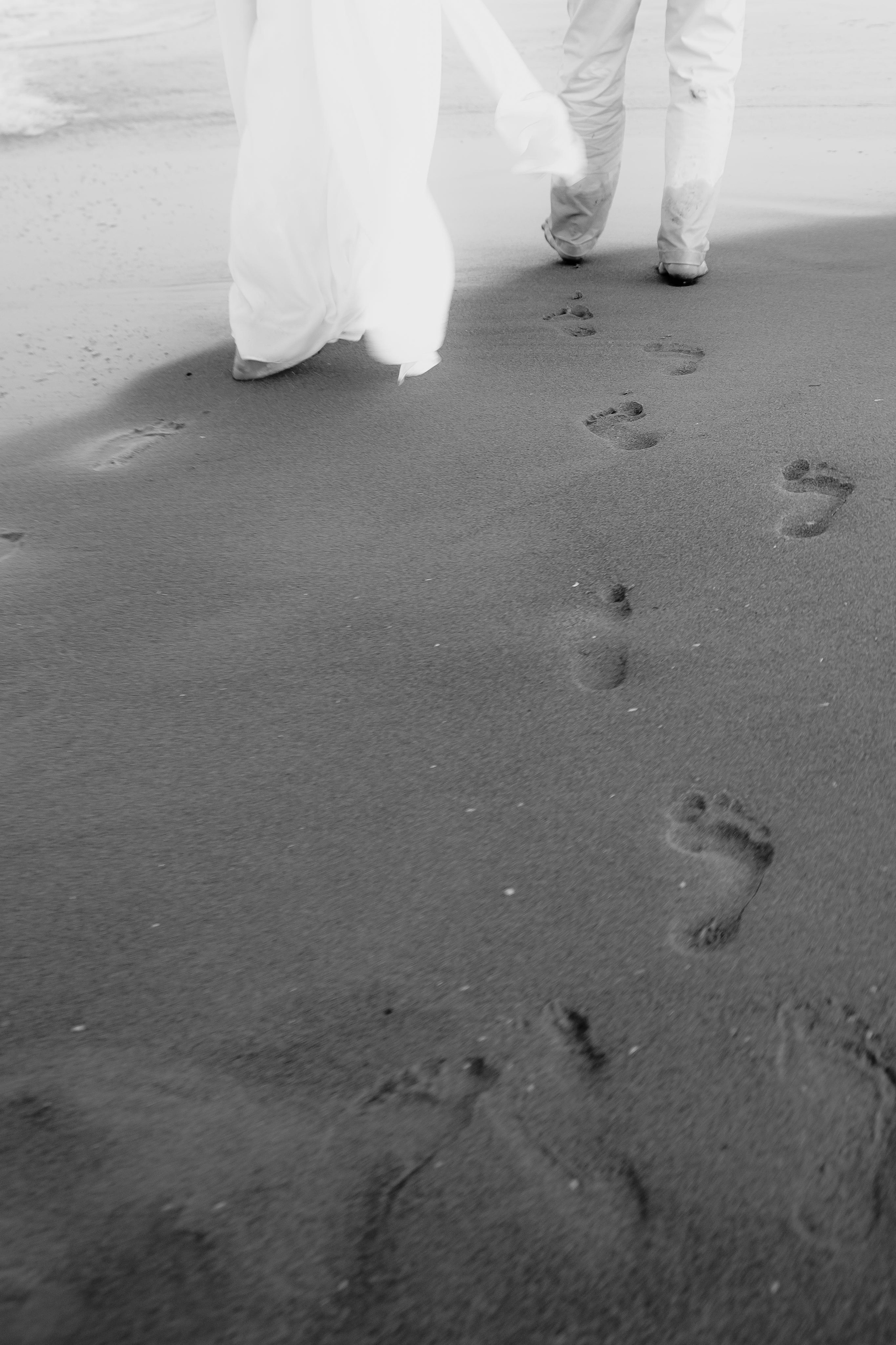 Vika & Slava: Лав стори на диком пляже в Испании