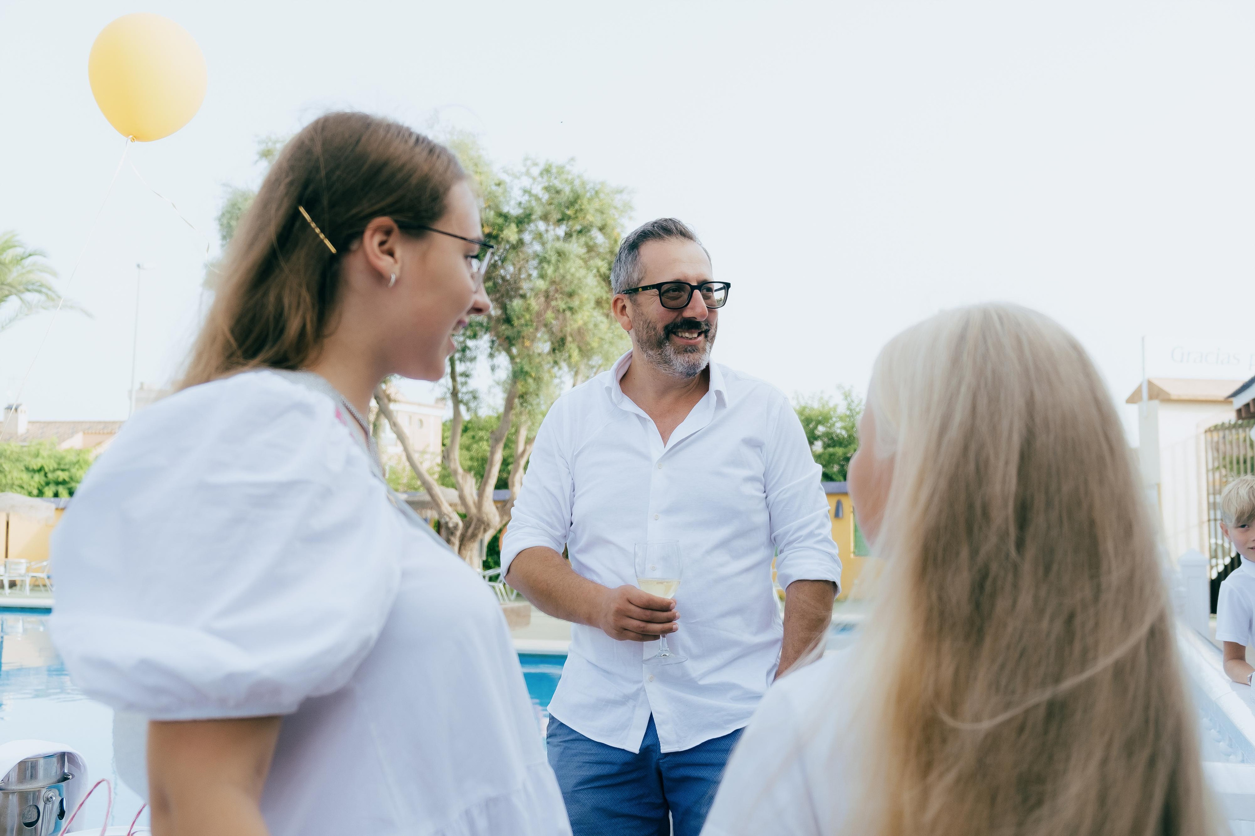 Photographer for birthday in Torre de la Horadada — lively and stylish shots