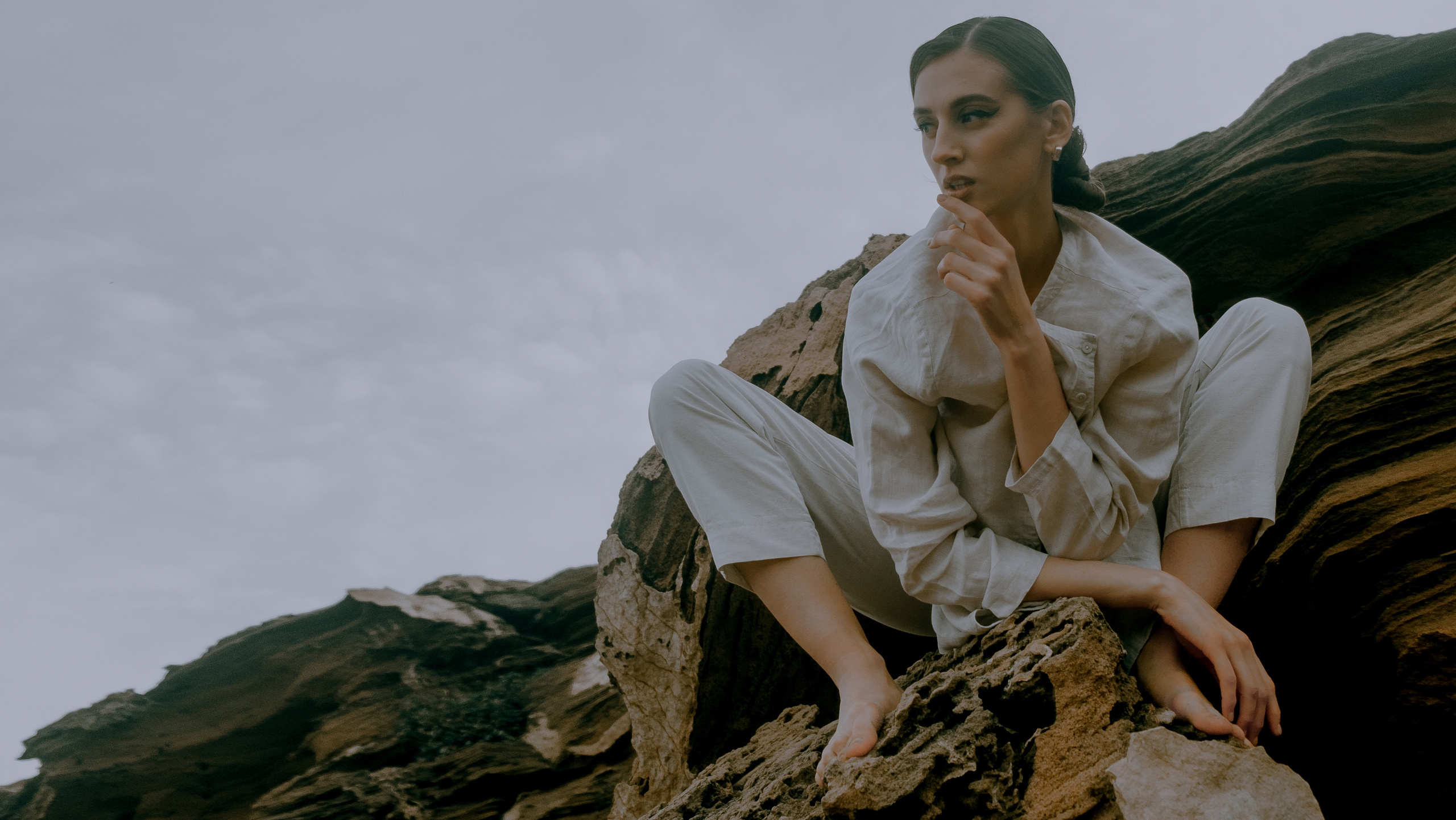 Atmospheric stylized photo shoot by the sea