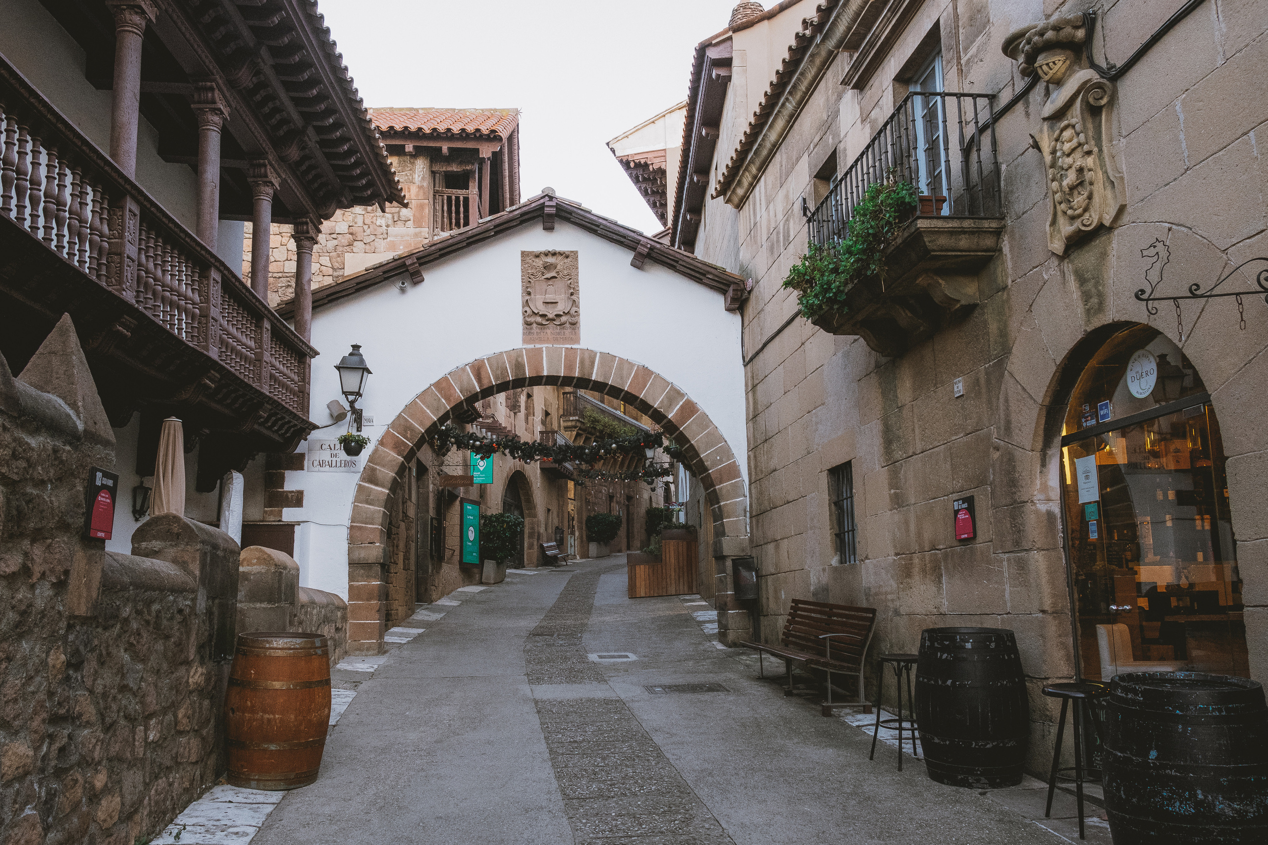 Poble Espanyol (Испанская деревня, исп. Pueblo Español)