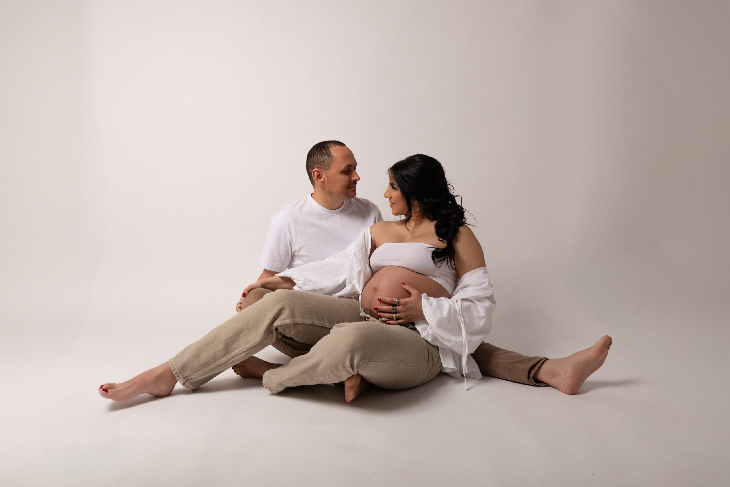 Maternity Photo Sessions. Marlen Efstathiou Photography