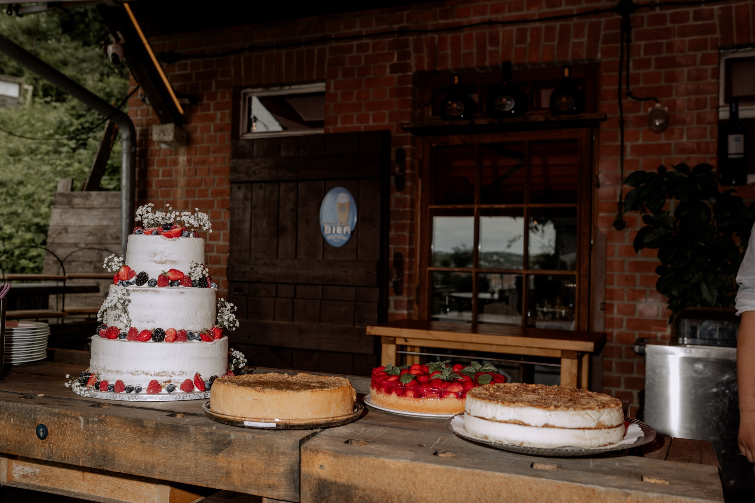 Chom & Kevin | Romantische Hochzeitsbilder in Würzburg – Hochzeitsfotografin Anna Saribekyan. Hochzeitsfotograf Würzburg | Anna Saribekyan