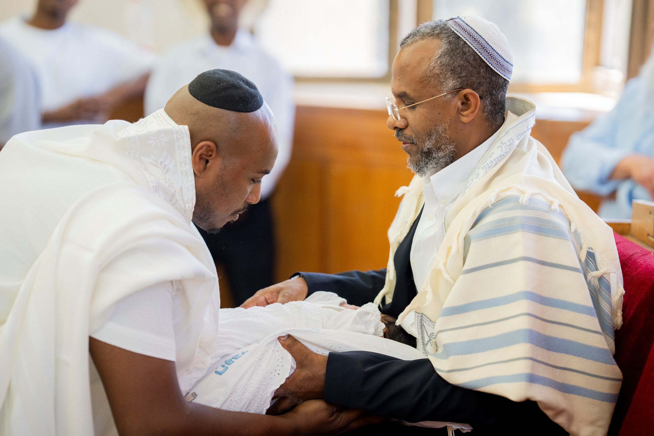 משפחת סלומון. יוסף מזרחי צילום חתונה, ברית וזוגיות. צלם מקצועי שאוהב להוציא אתכם הכי יפים ברגעים הכי מרגשים