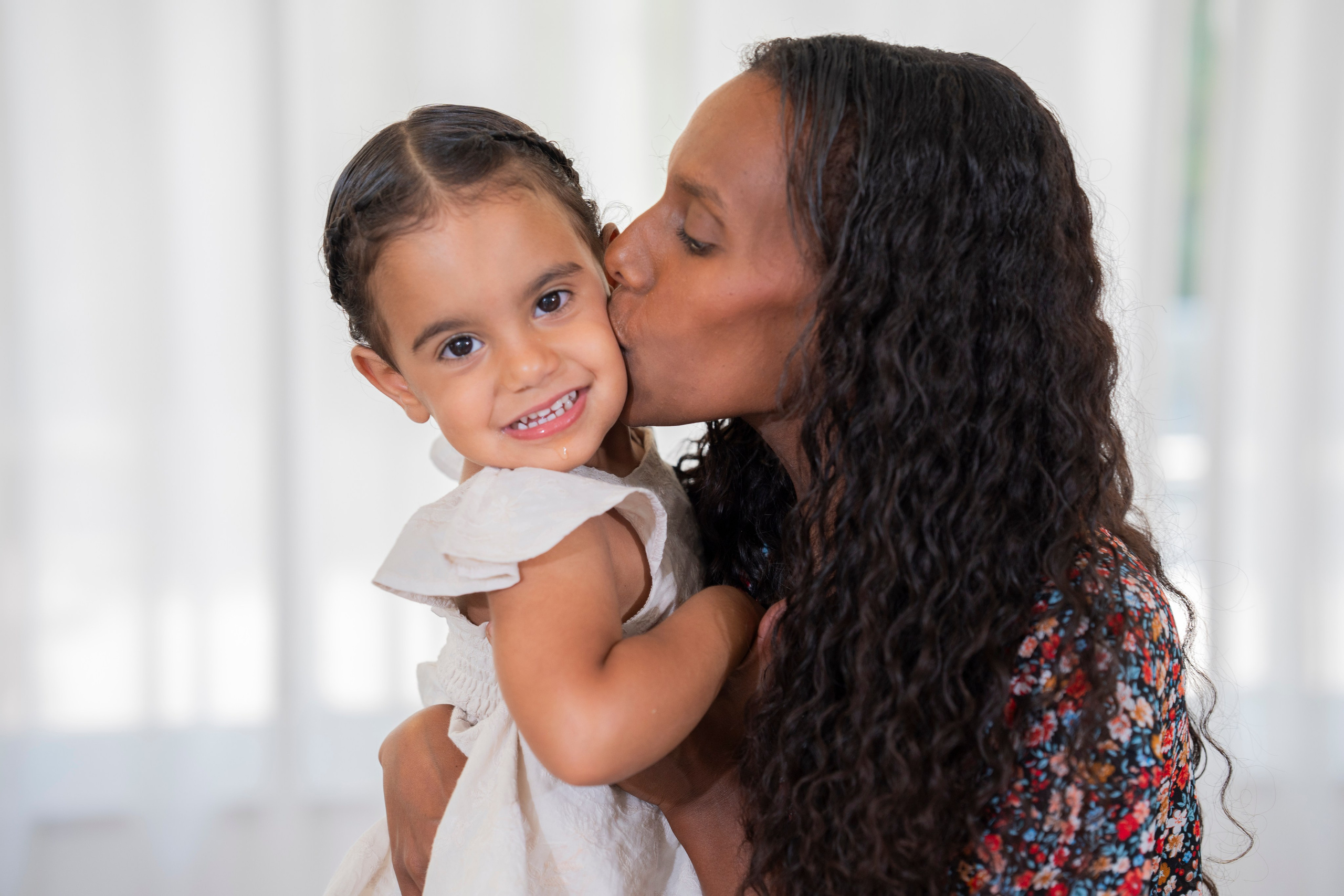 משפחת סלומון. יוסף מזרחי צילום חתונה, ברית וזוגיות. צלם מקצועי שאוהב להוציא אתכם הכי יפים ברגעים הכי מרגשים