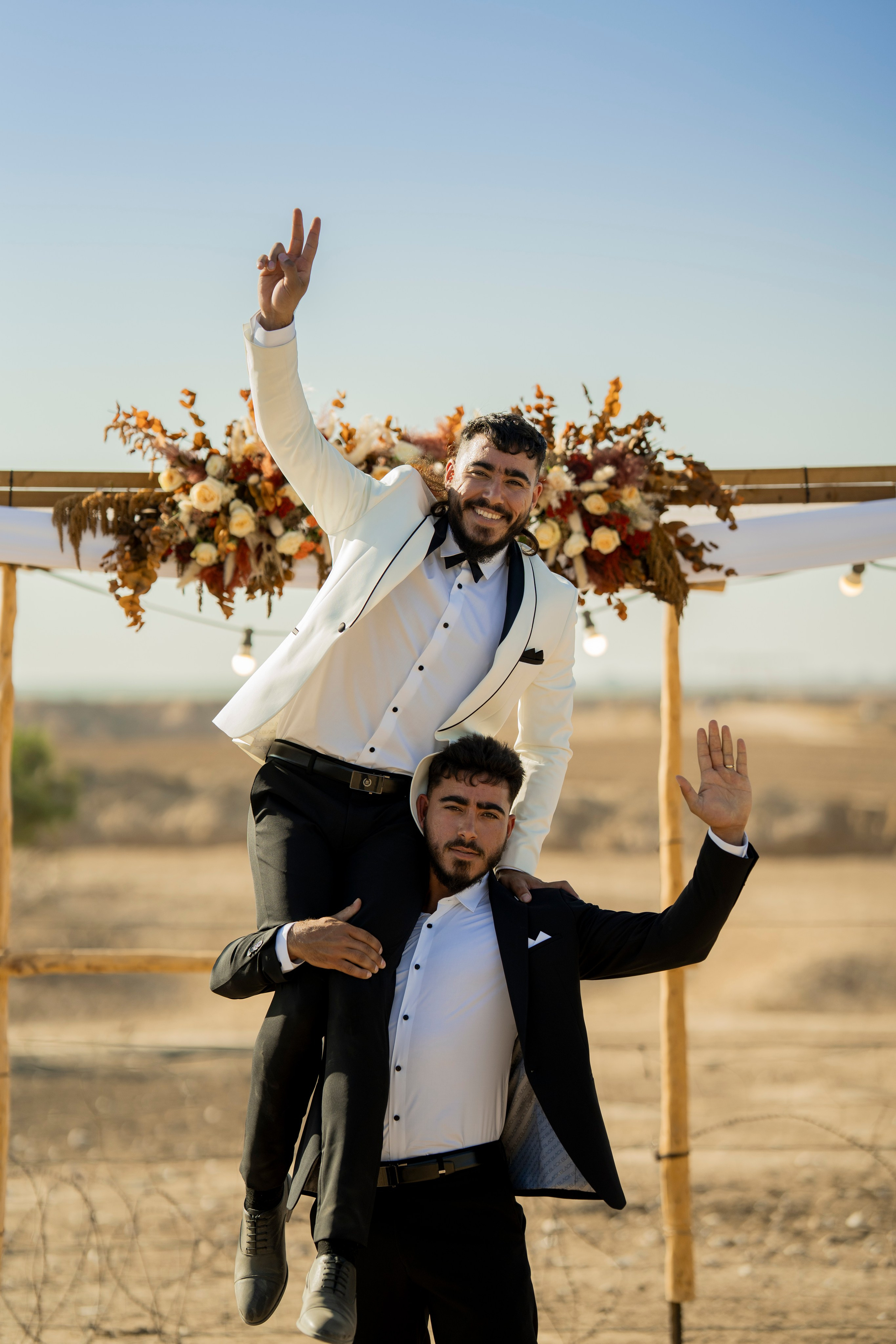 אביה ואחיה. יוסף מזרחי צילום חתונה, ברית וזוגיות. צלם מקצועי שאוהב להוציא אתכם הכי יפים ברגעים הכי מרגשים