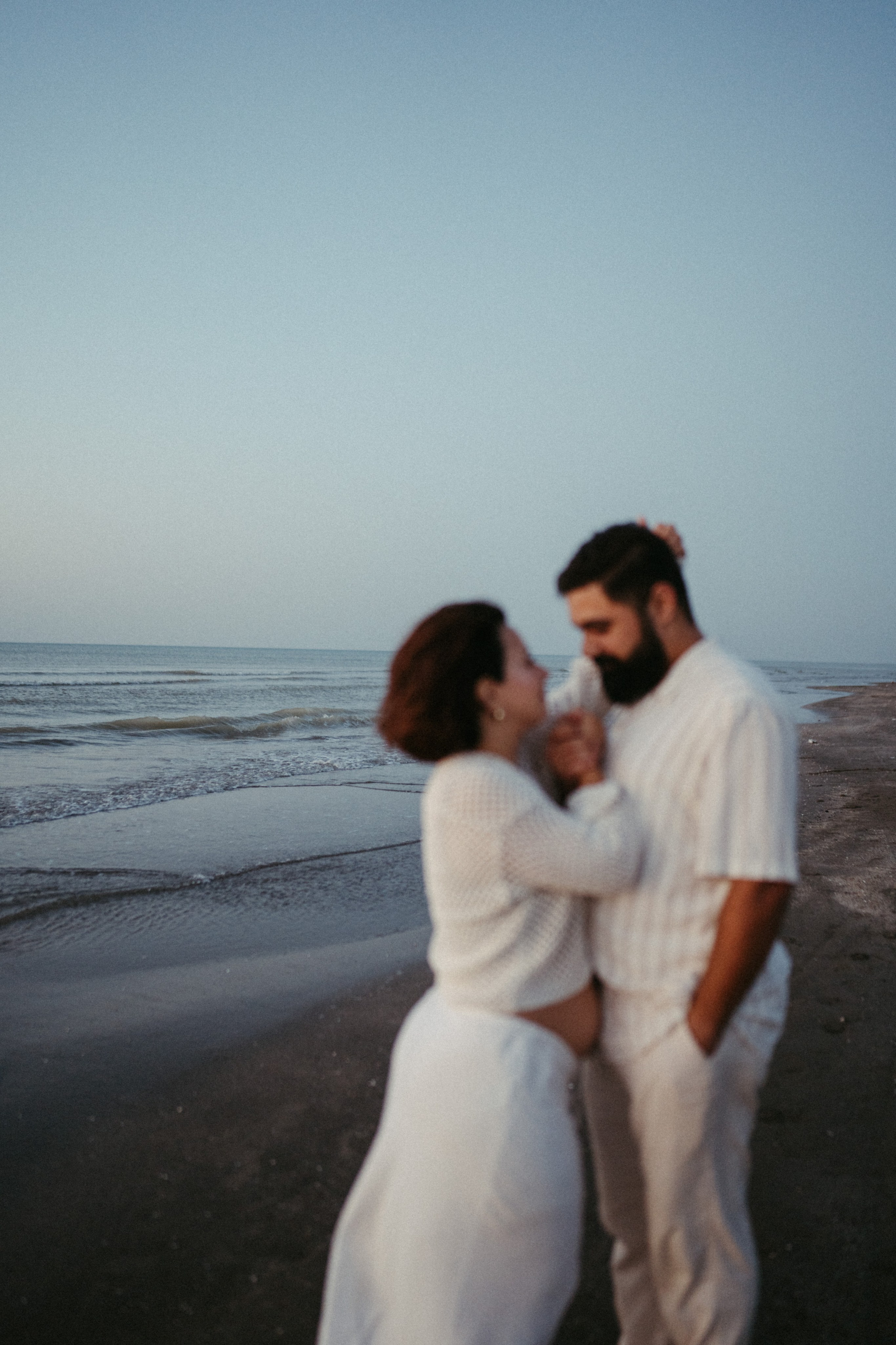 Expecting Javad. Family photographer in Saudi Arabia