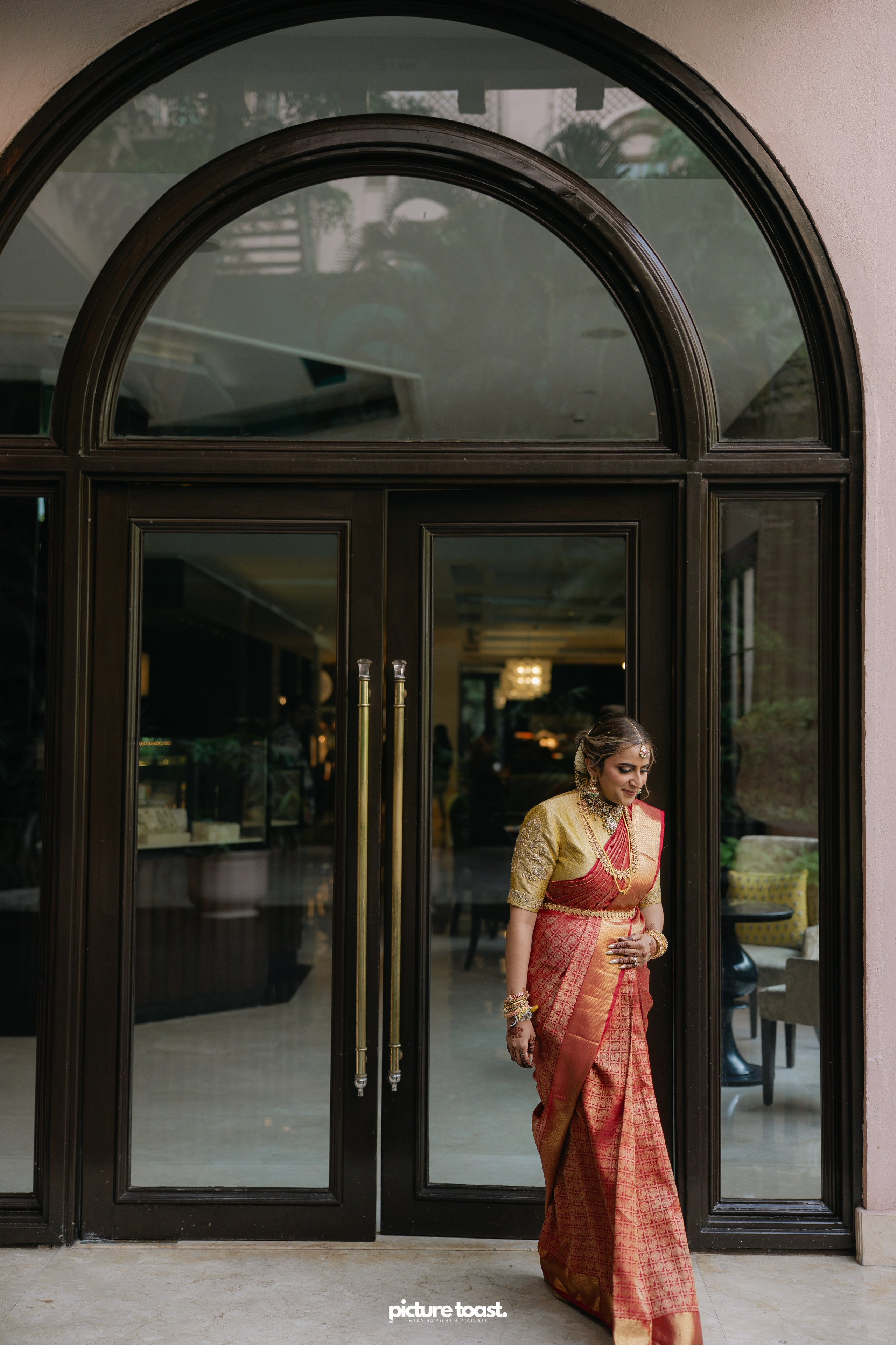 South Indian Wedding Ft. Aashna & Rajiv. Fine art Wedding Photographers in India & Canada