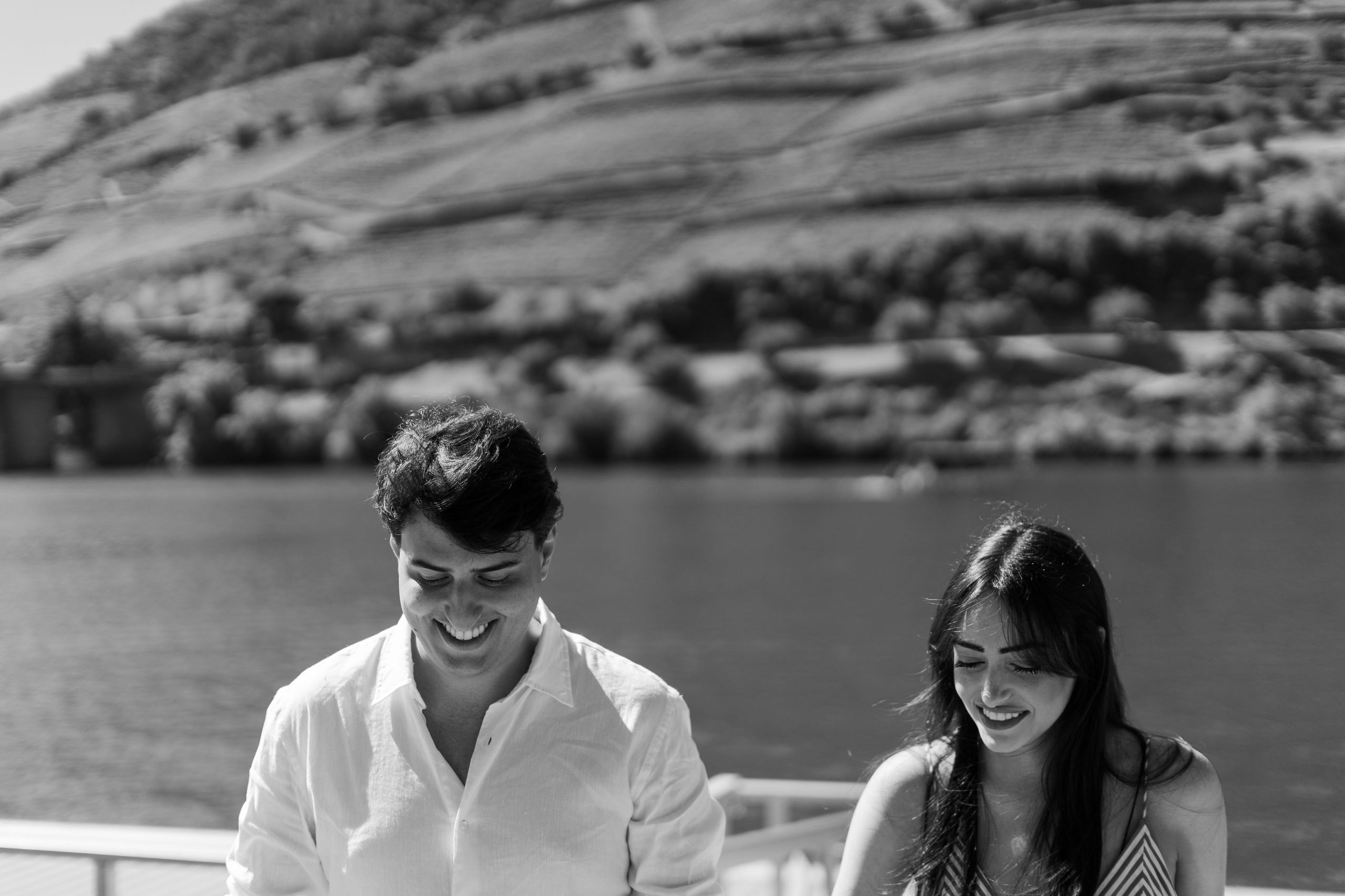 Wedding Proposal at Douro Valley — Arthur & Ana. Wedding & destination wedding photographer in Porto, Portugal — Davi Valente | Lisbon, Douro Valley, Rome, Tuscany & Lake Como