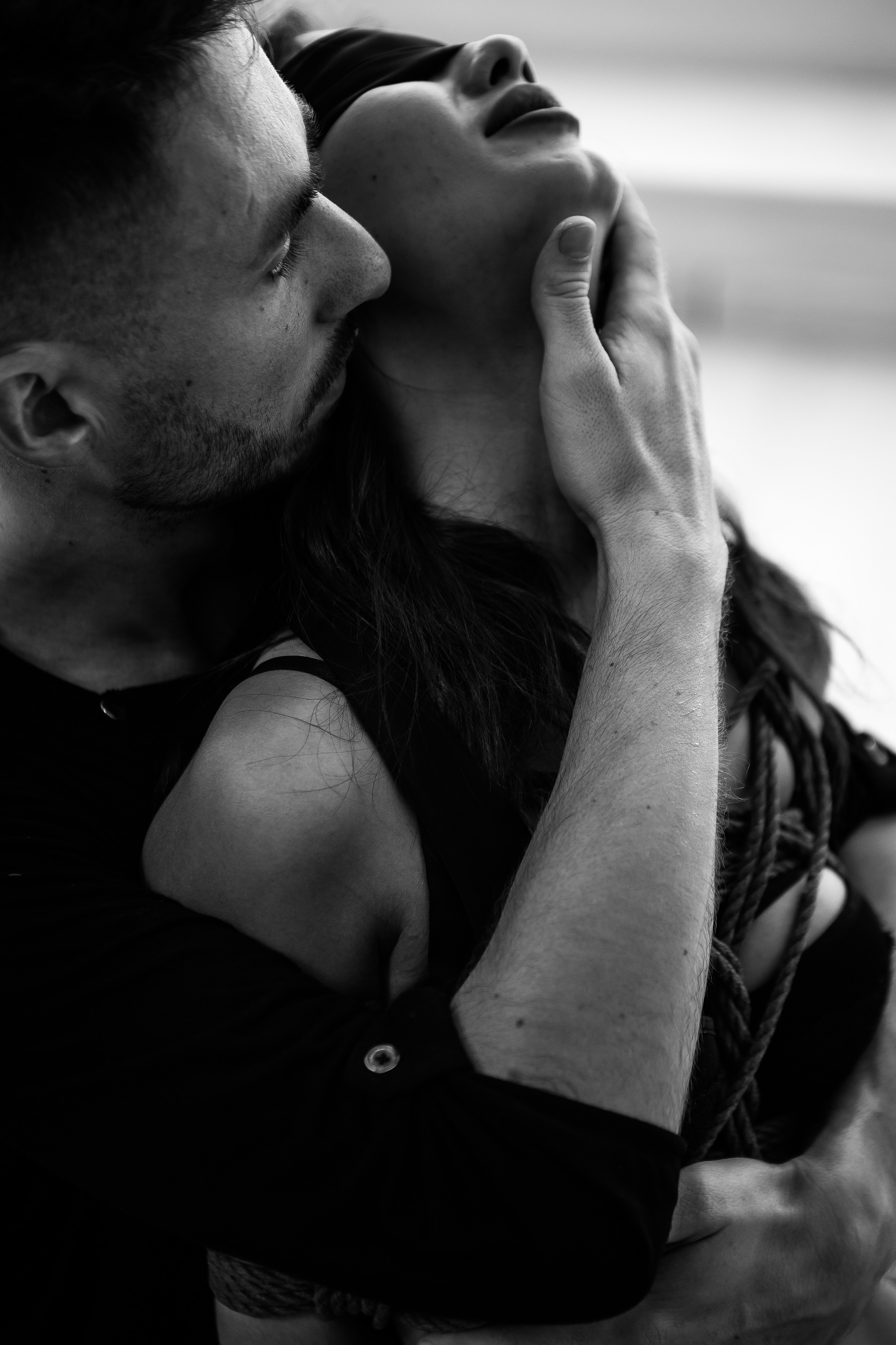 HOT-story. Женский сексуальный фотограф в Анталии, Турции Надин Оздемир