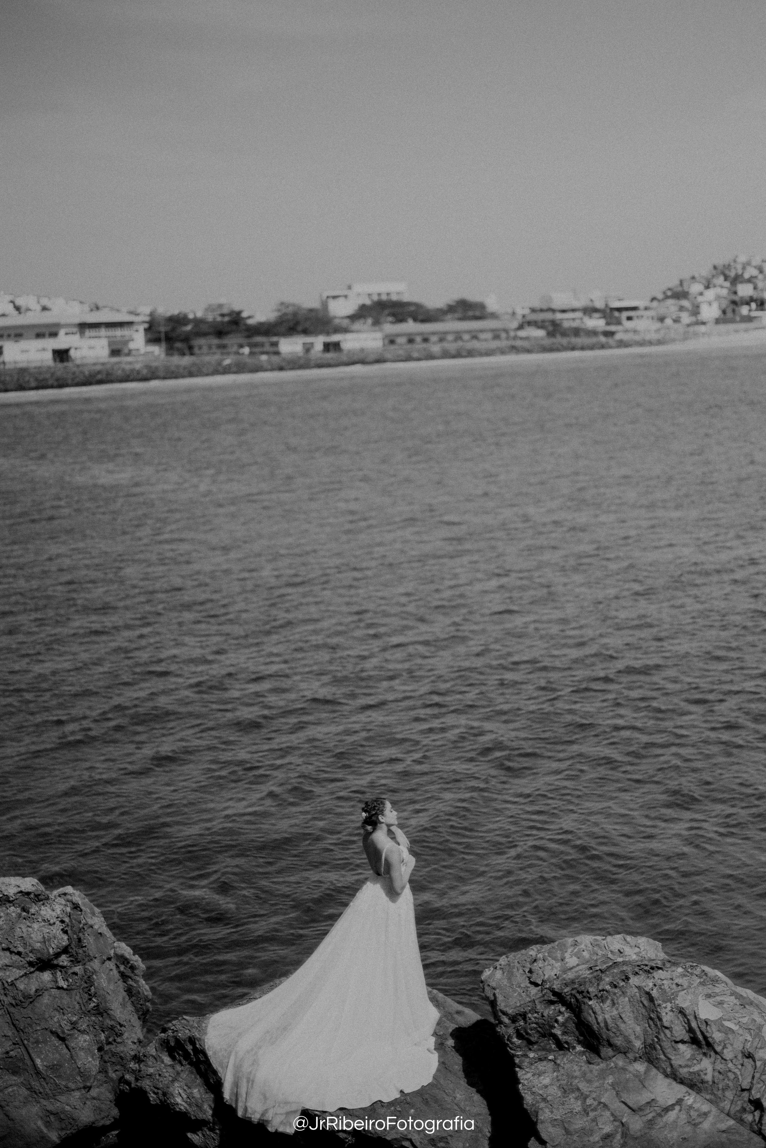 Véu & Mar | Editorial. Junior Ribeiro Fotografia