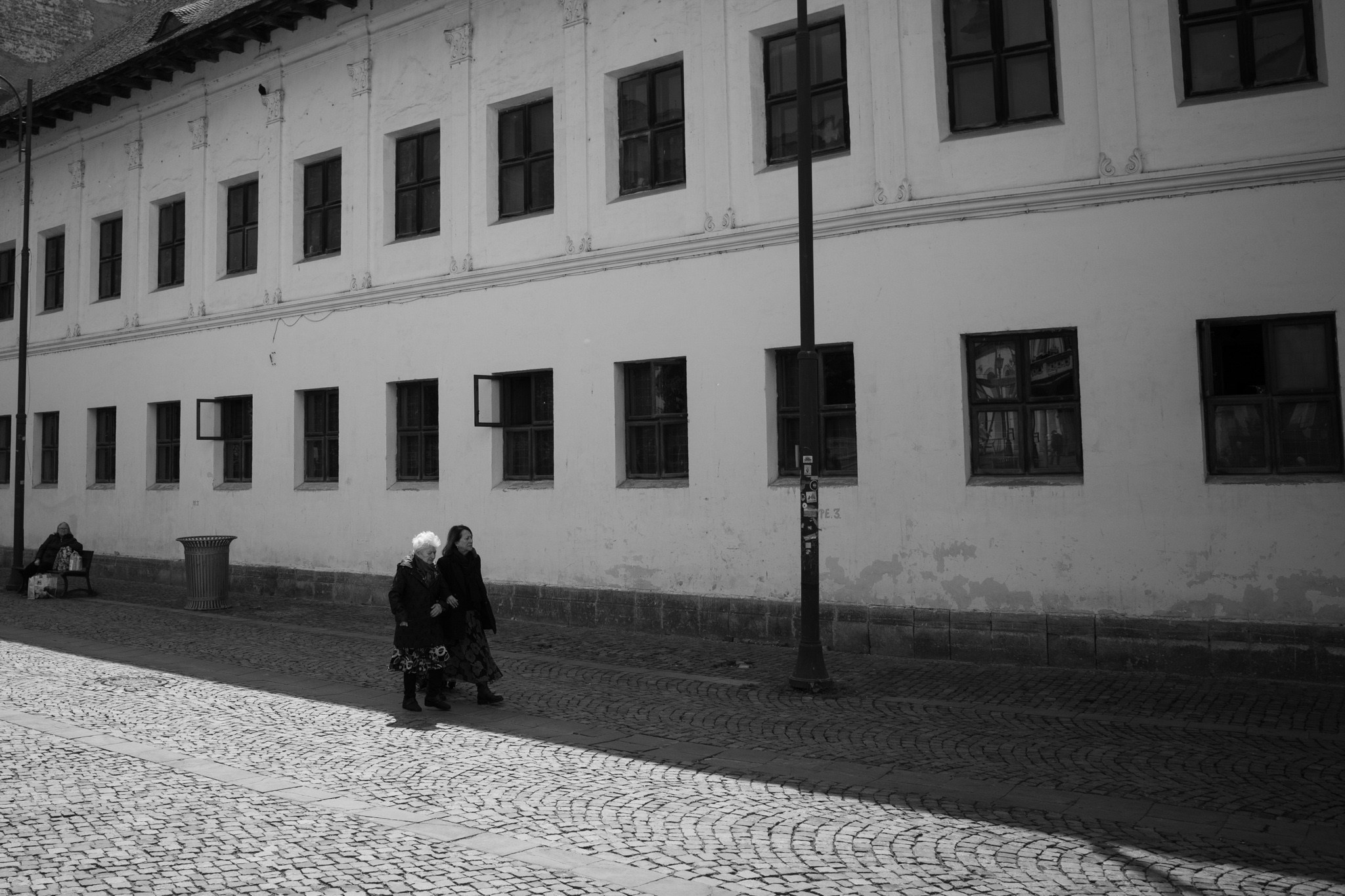 B&W Street. Humanistic street photographer in Bucharest