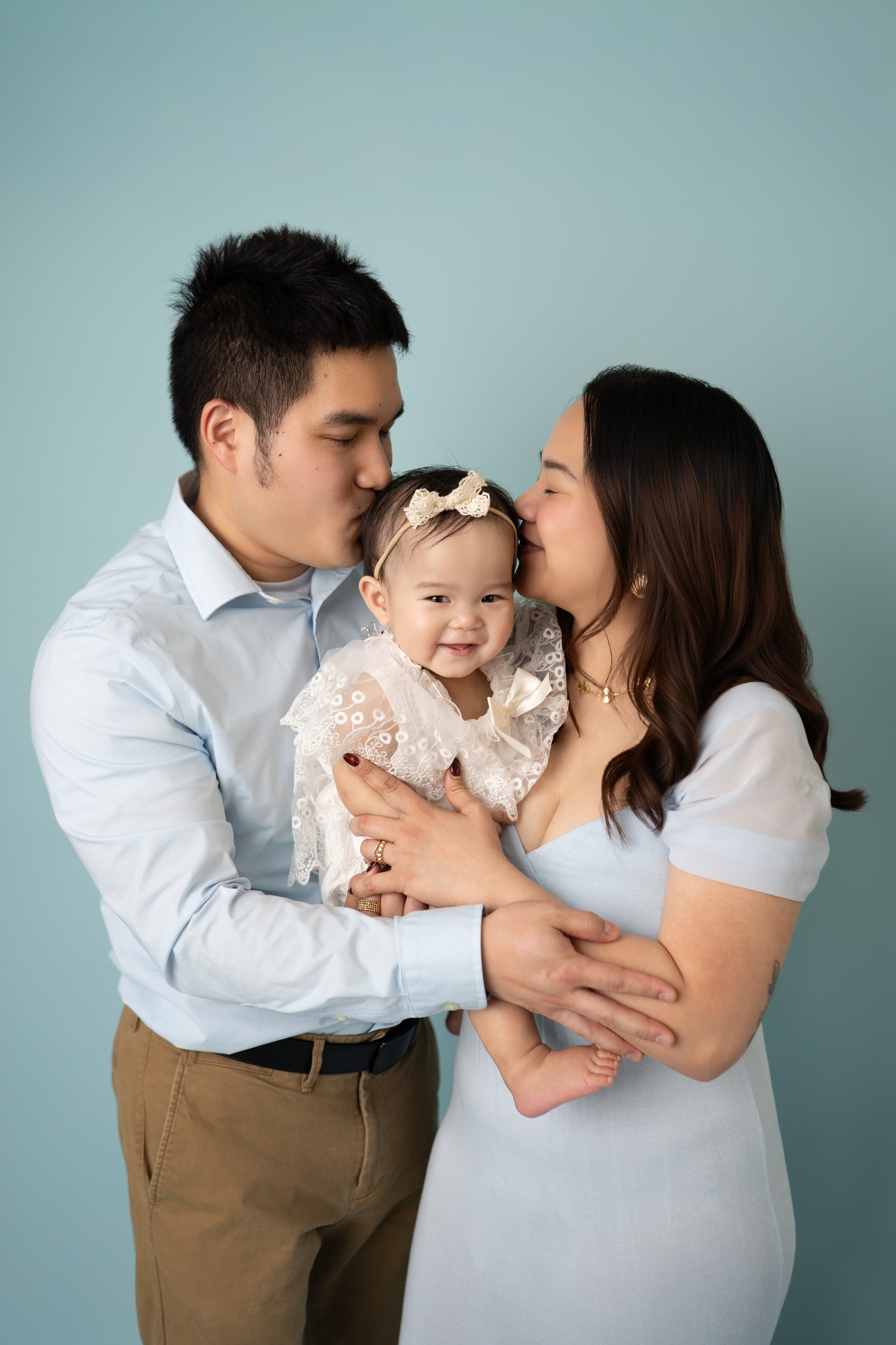 Families in studio. Maternity, family and newborn photography in San Francisco Bay Area