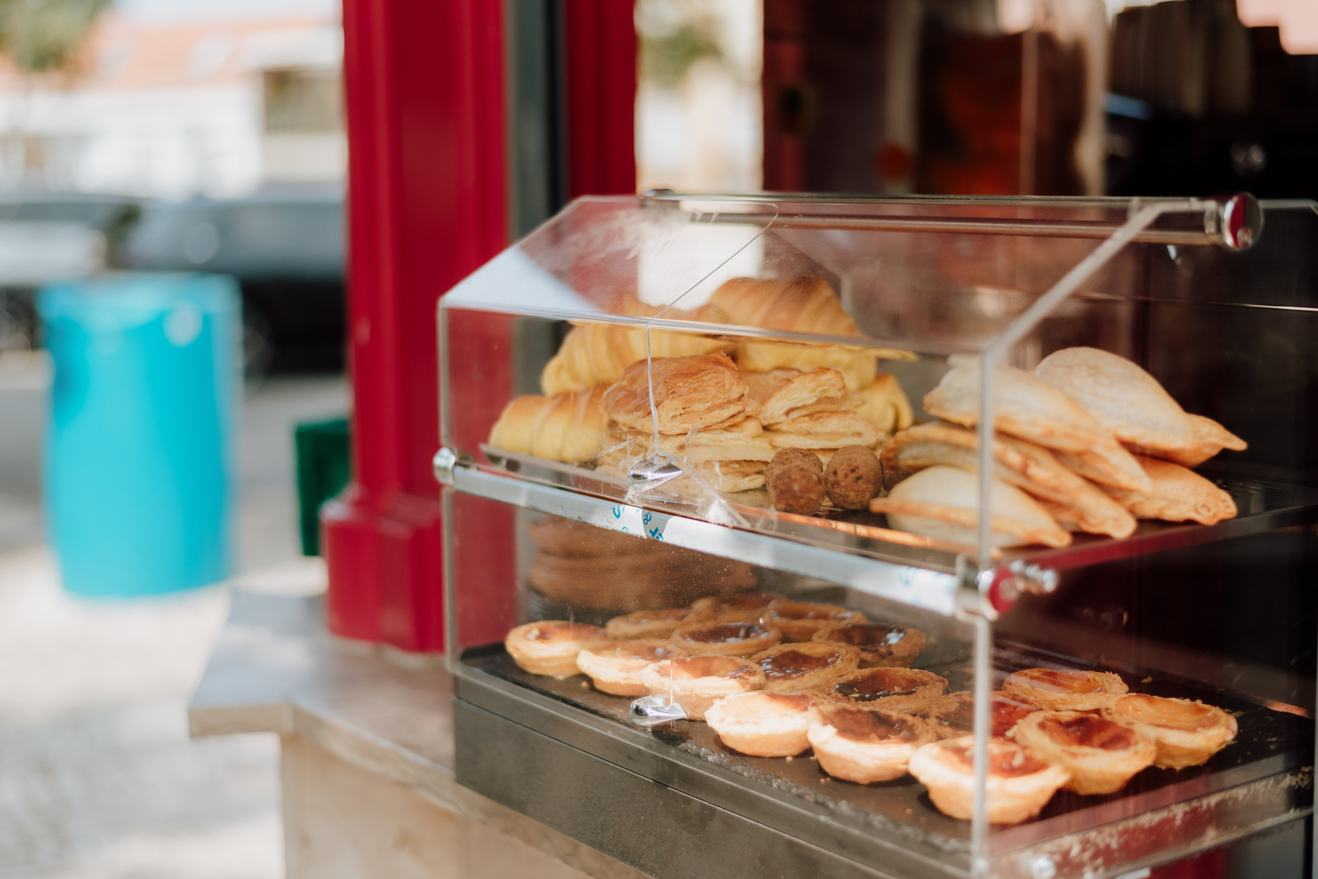Jógový pobyt v Portugalsku 2024. Mateřství. Nevýchova. Život v souladu s přírodou. Jóga