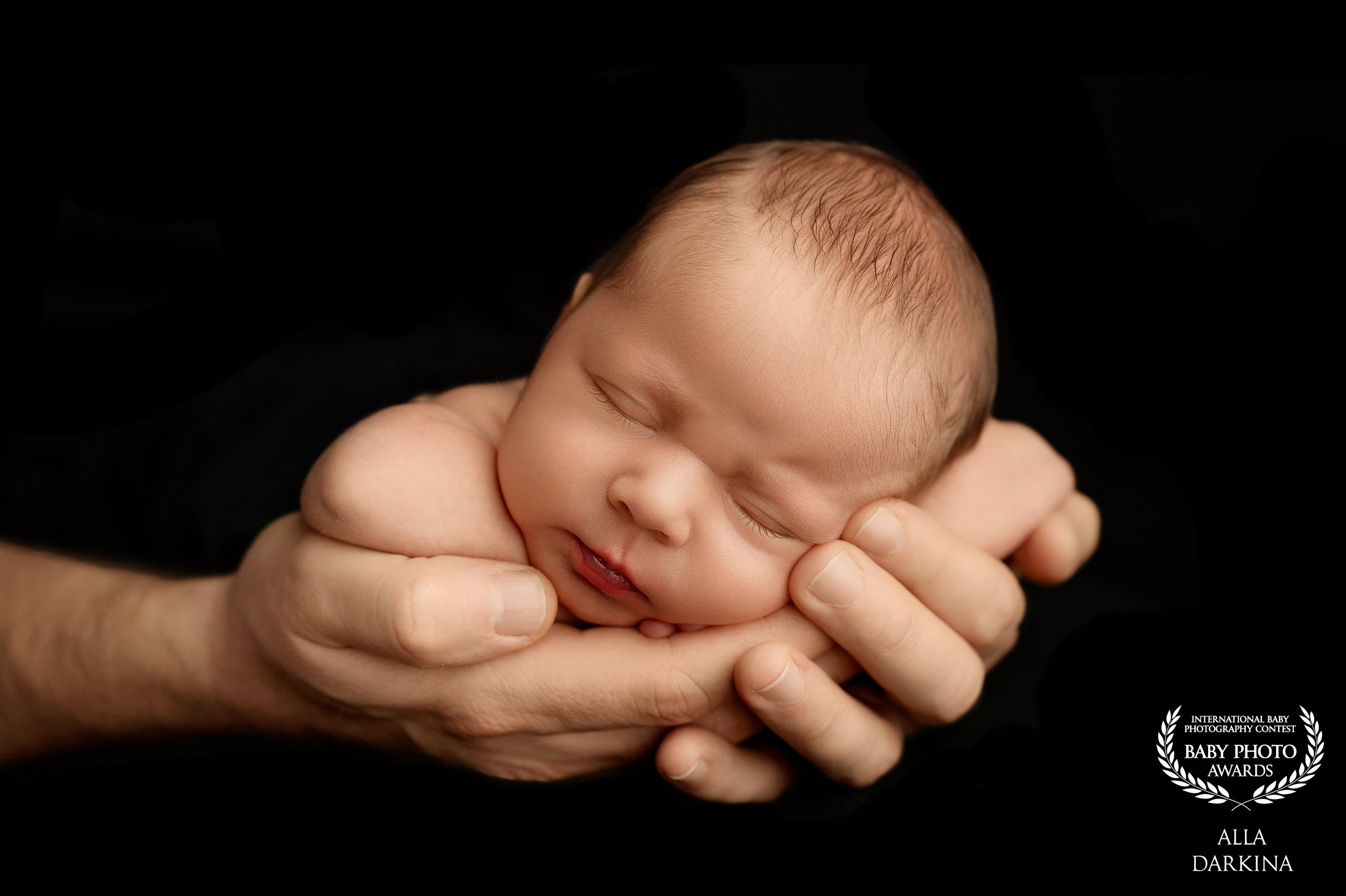 Newborn session price guide. Newborn and family photographer. Hills District. Sydney