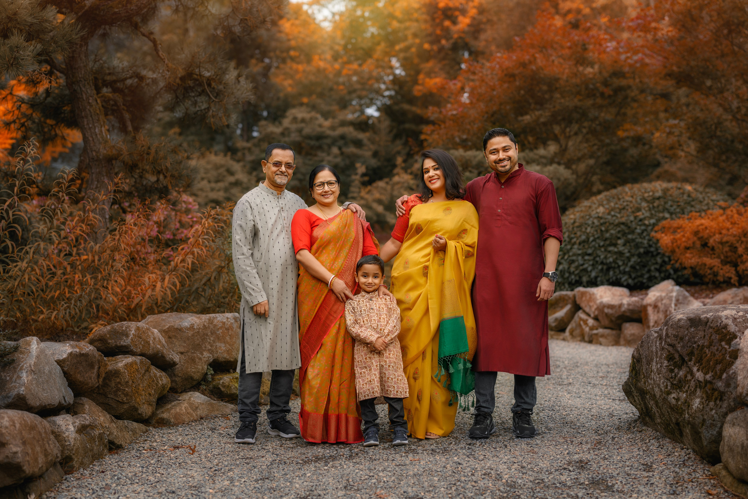 Priyanka. Wedding & family photography in Seattle area. Helen Michelle photographer