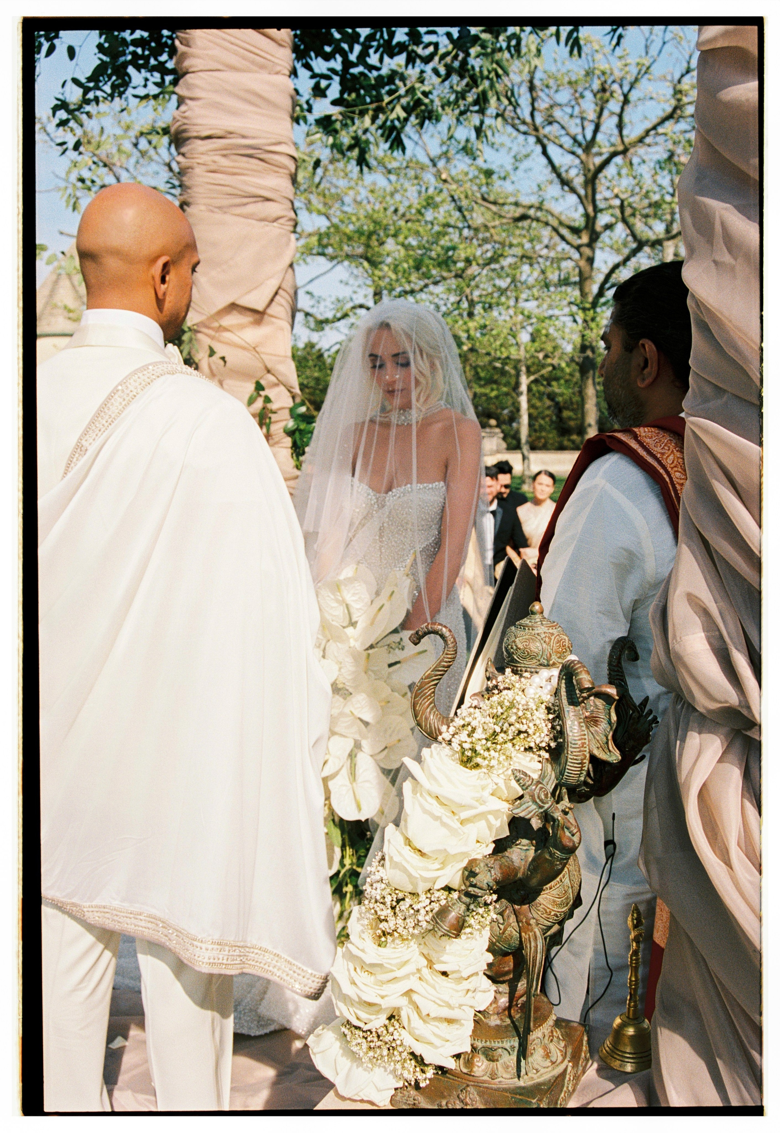 Akshay & Arielle’s Wedding at Oheka Castle | Captured on Kodak Portra 400 Film