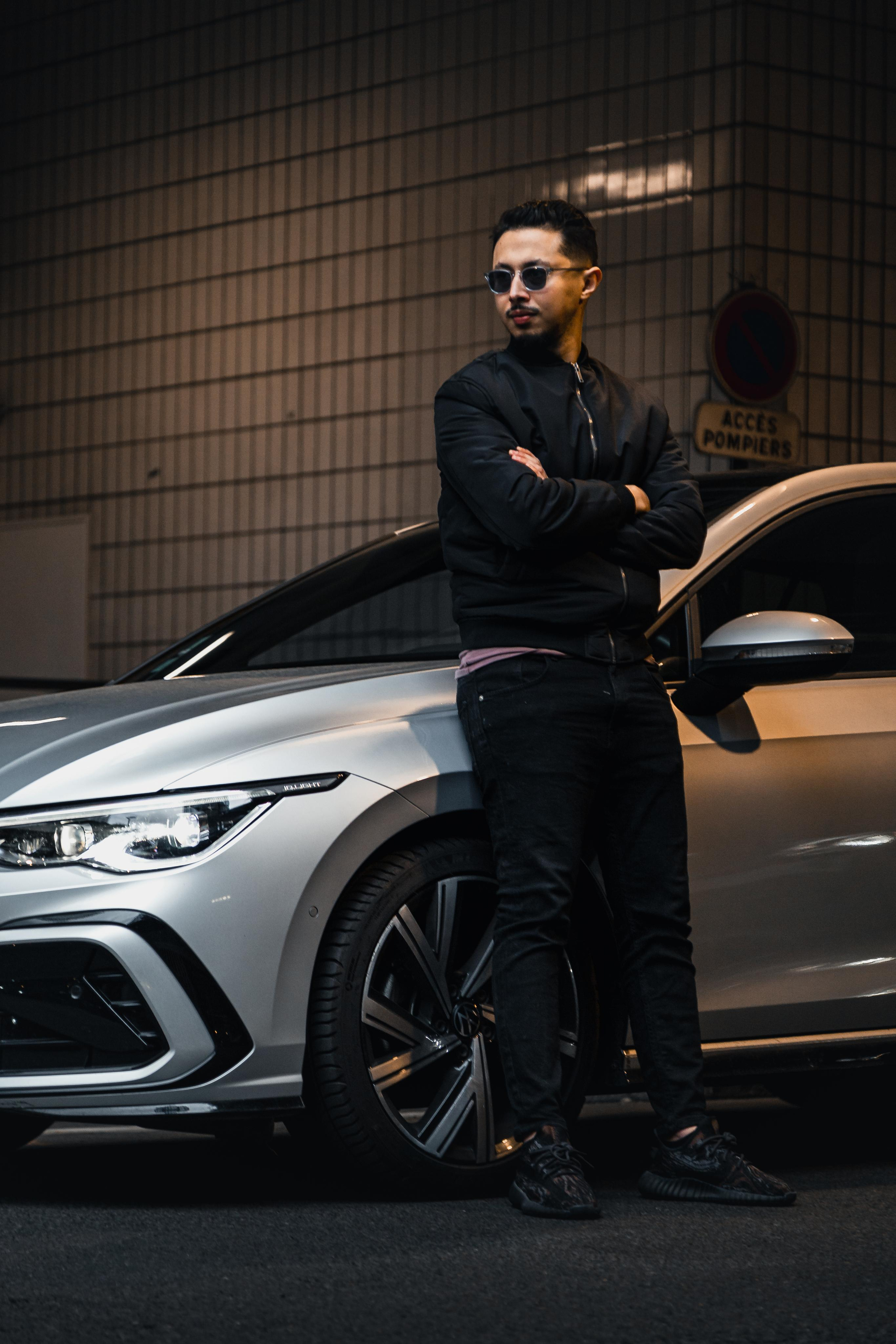 Hamza x Golf 8 R-line. Photographe de voitures à Paris — Vitalii Motruk