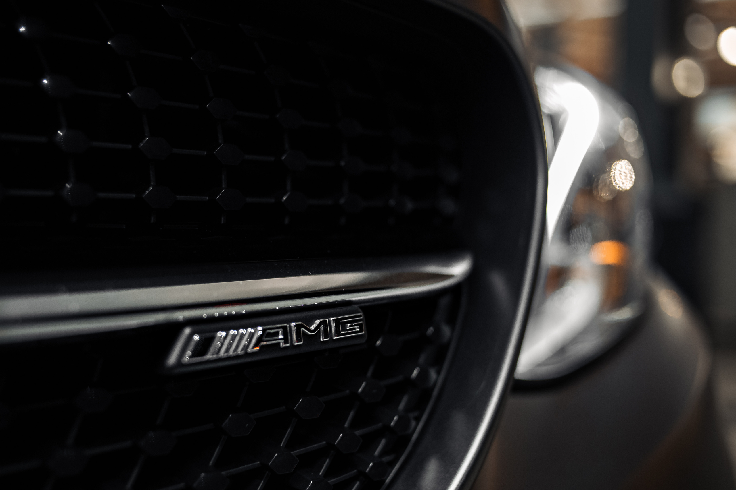 Mercedes-Benz C43 AMG. Photographe de voitures à Paris — Vitalii Motruk