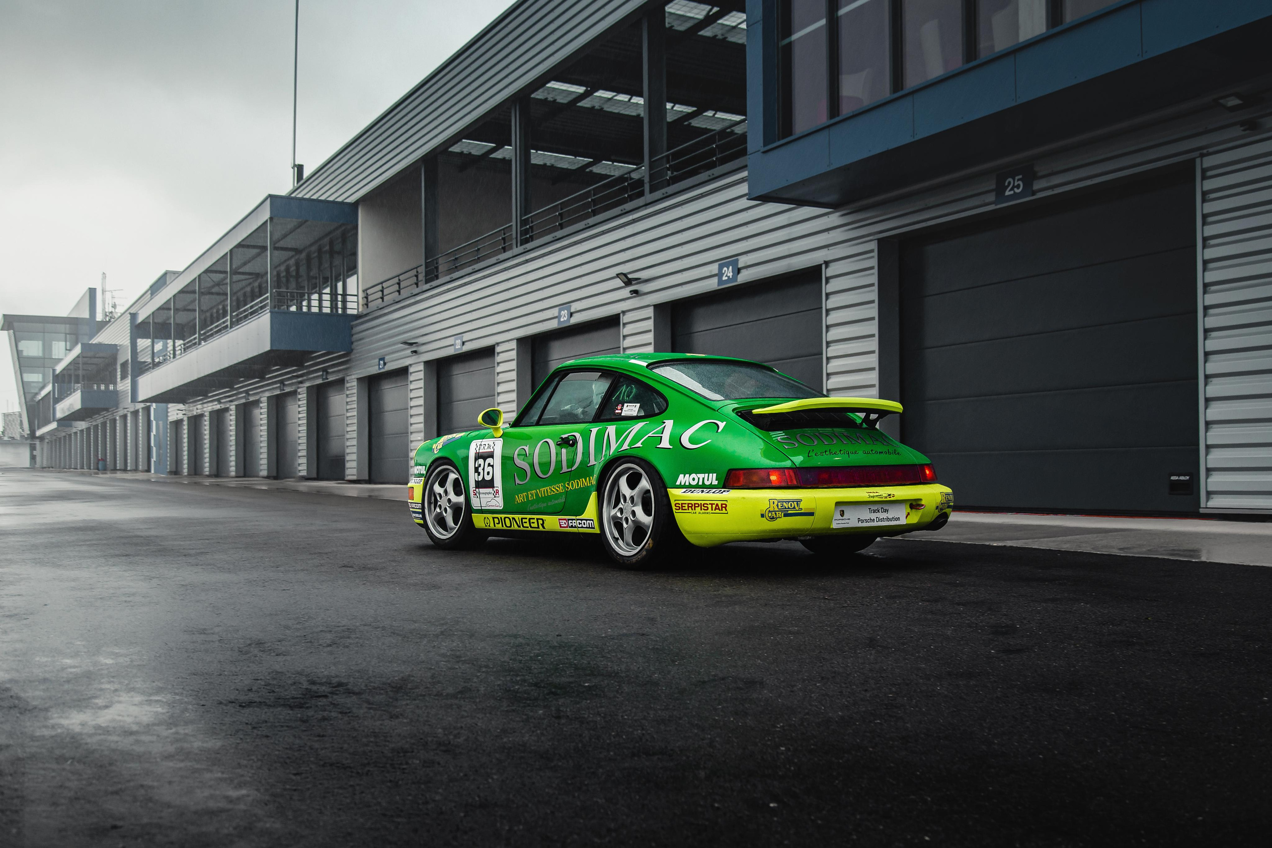 Porsche 964 Carrera. Photographe de voitures à Paris — Vitalii Motruk