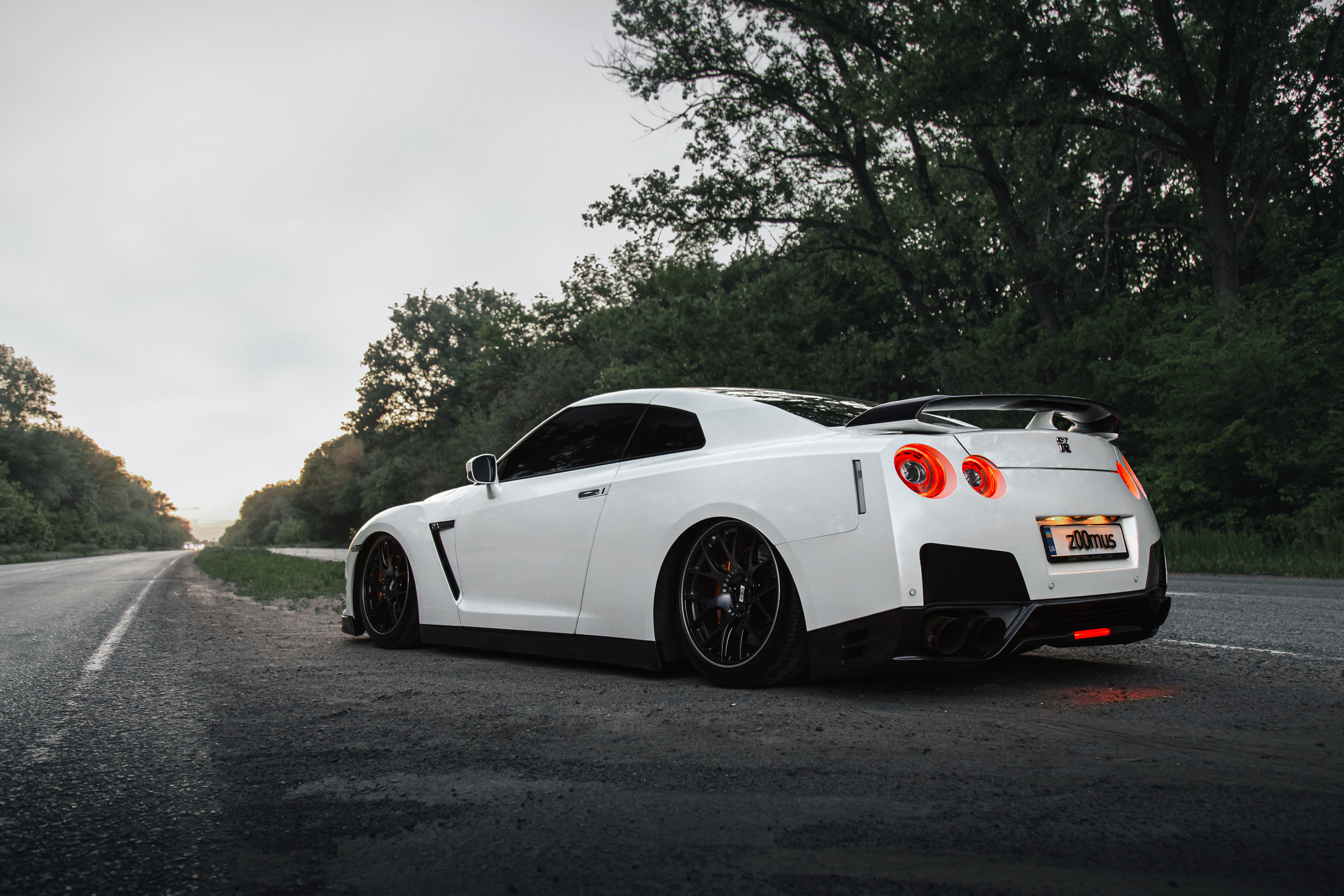 Nissan GT-R. Photographe de voitures à Paris — Vitalii Motruk