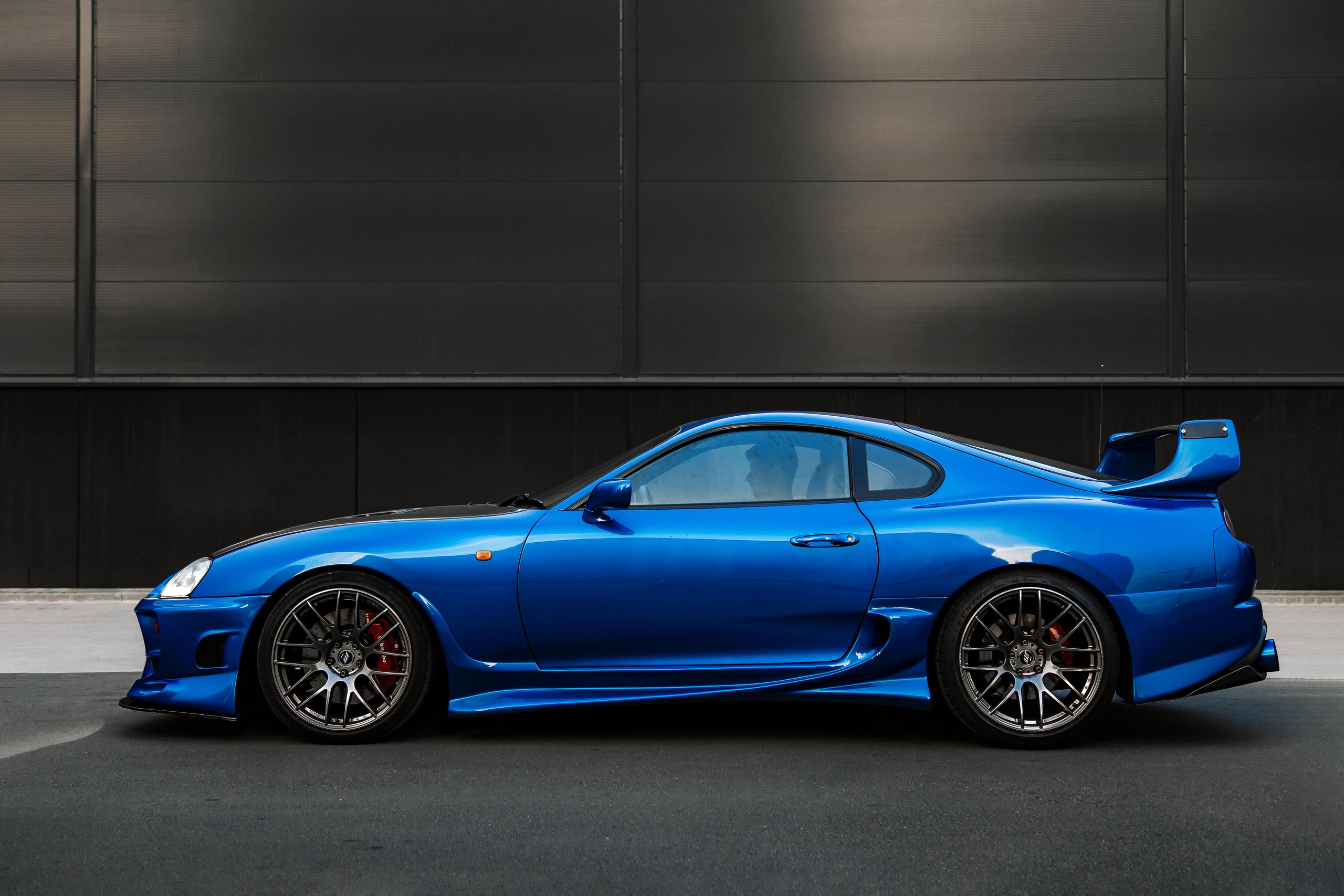 Toyota Supra A80. Photographe de voitures à Paris — Vitalii Motruk