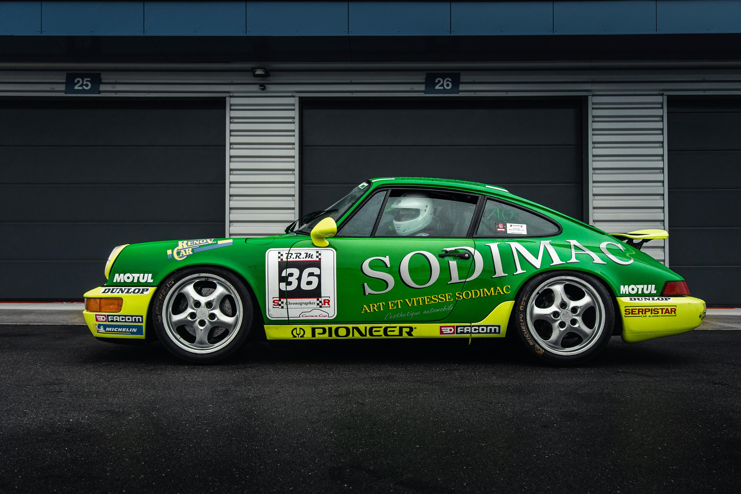 Porsche 964 Carrera. Photographe de voitures à Paris — Vitalii Motruk