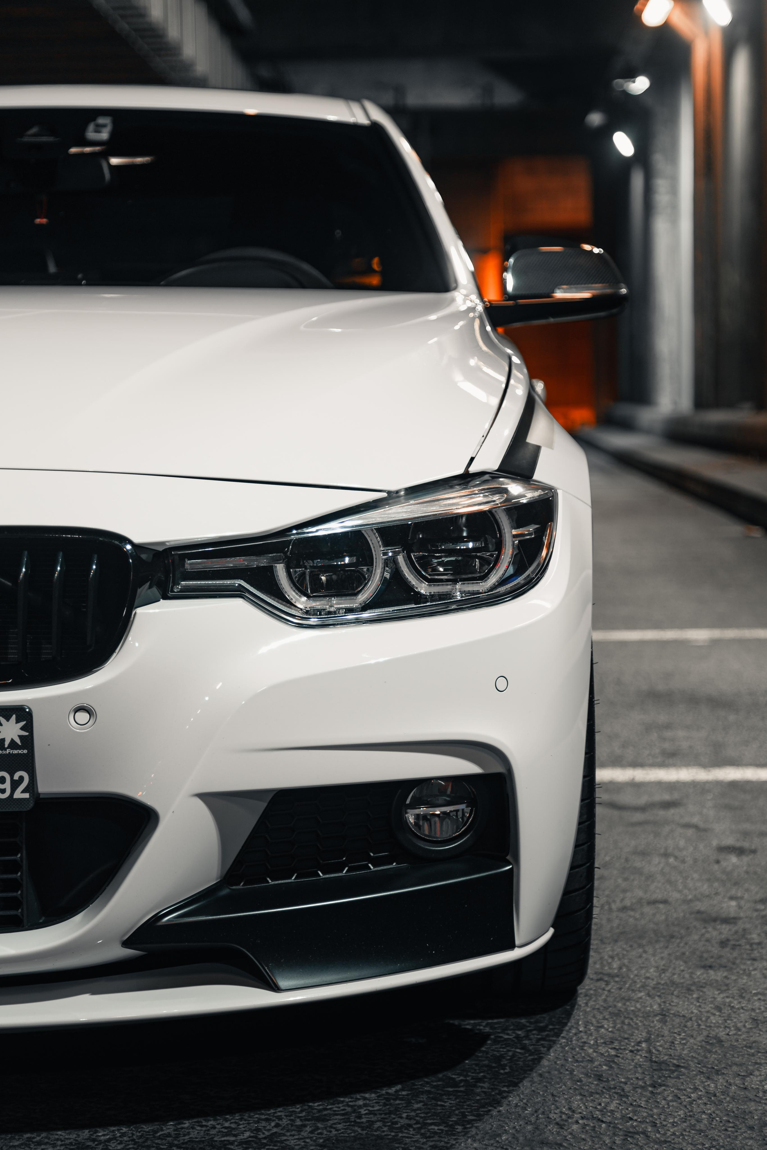BMW 340i. Photographer in Paris — Vitalii Motruk