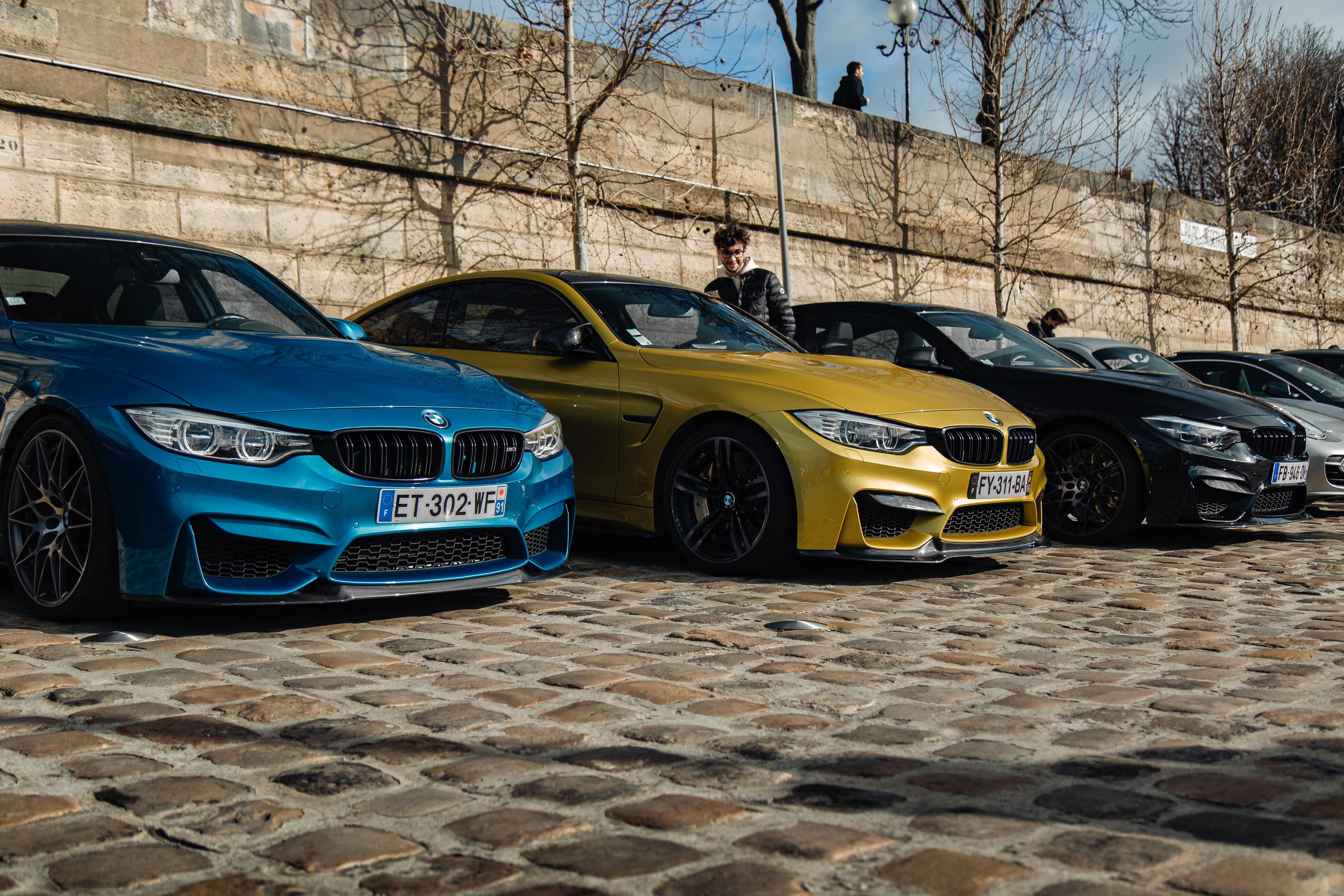 Rassemblement Bateau Mouche 20 fevrier. Photographe de voitures à Paris — Vitalii Motruk