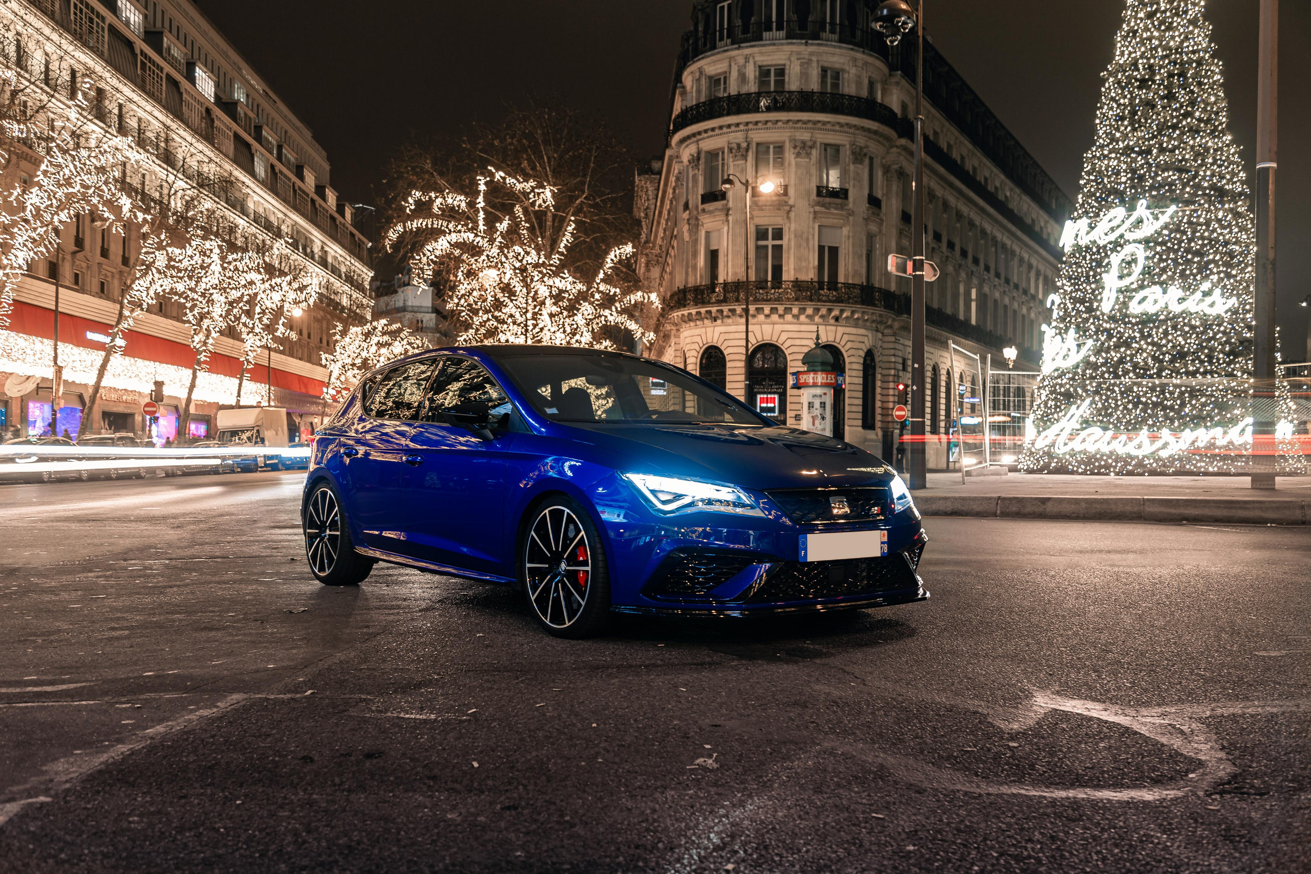 Seat Cupra. Photographer in Paris — Vitalii Motruk