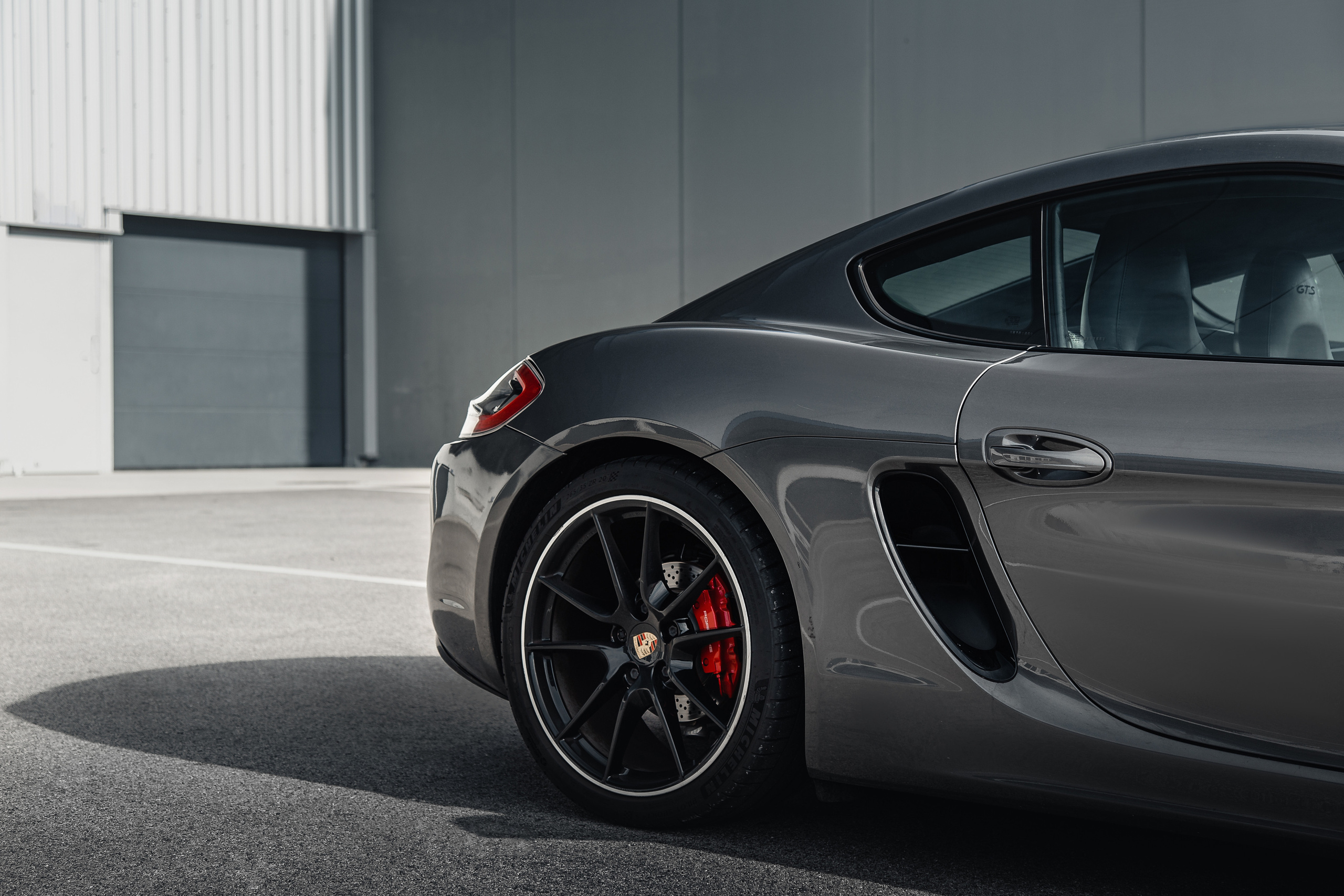 Porsche Cayman. Photographe de voitures à Paris — Vitalii Motruk