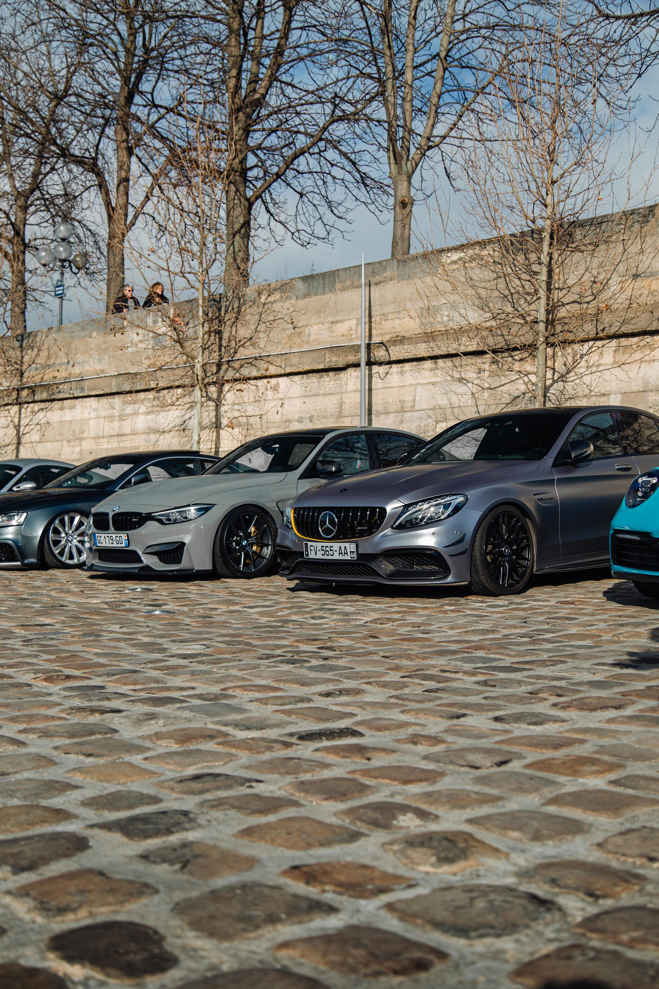 Rassemblement Bateau Mouche 20 fevrier. Photographe de voitures à Paris — Vitalii Motruk