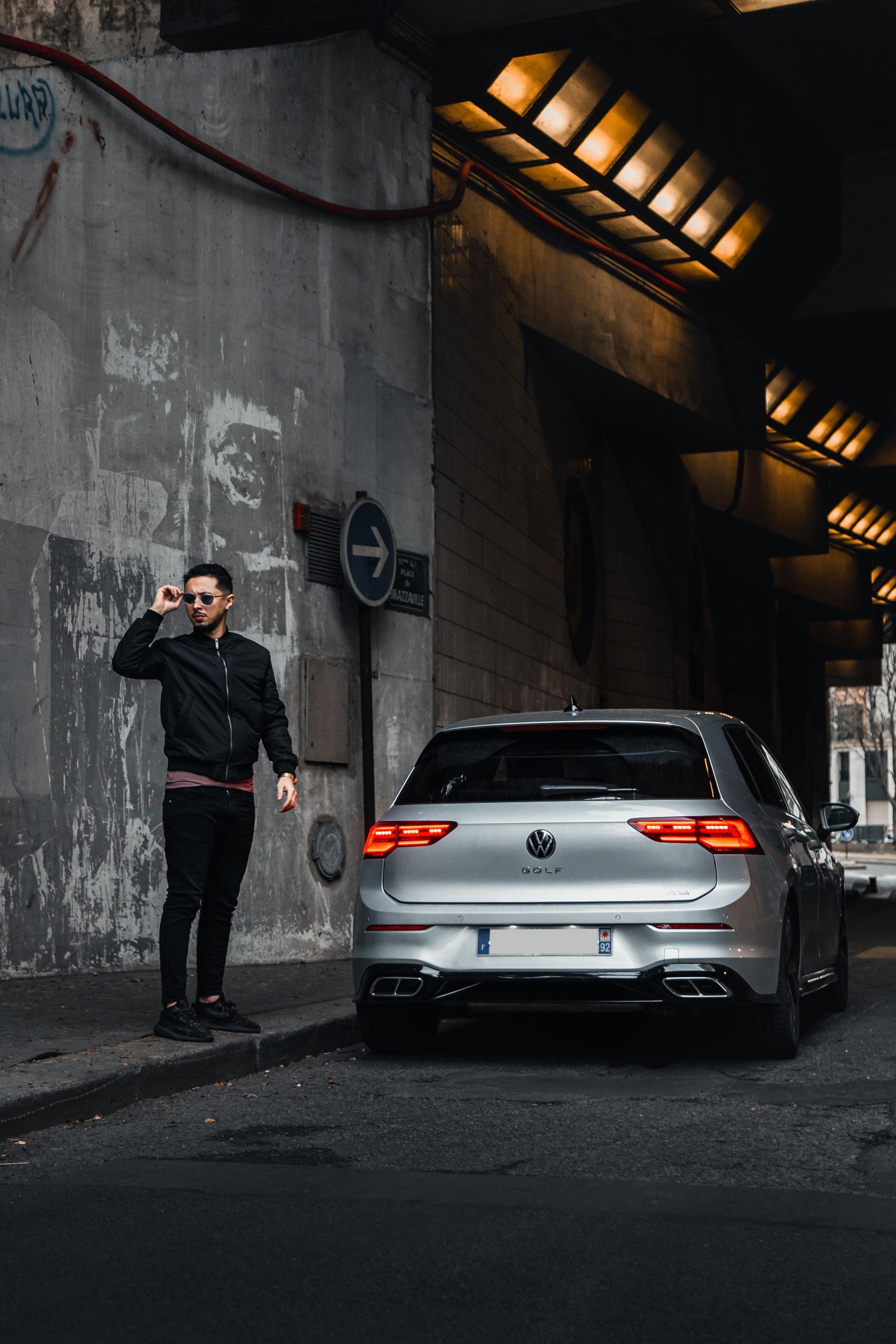 Hamza x Golf 8 R-line. Photographe de voitures à Paris — Vitalii Motruk