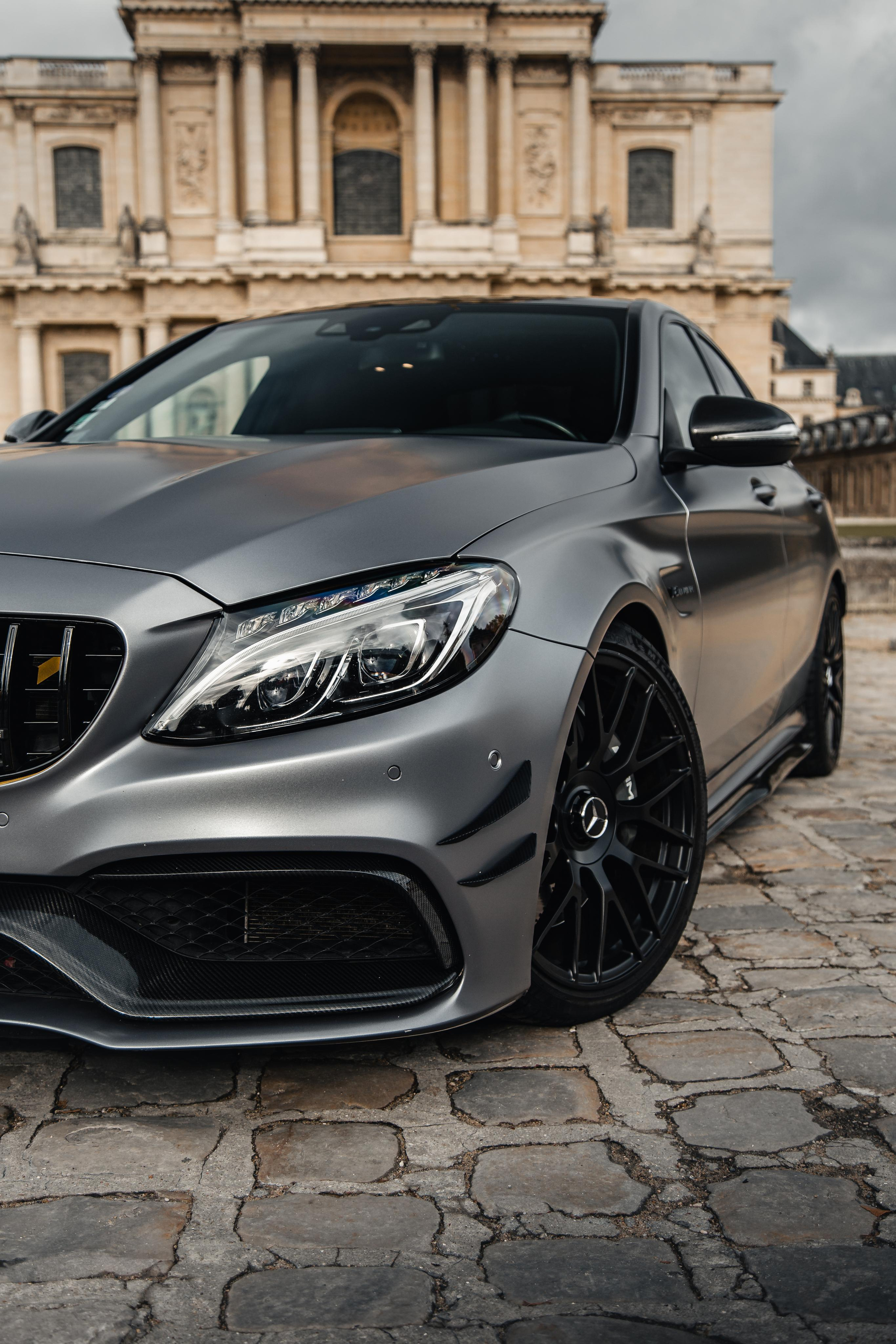 Mercedes-Benz C63 AMG. Photographer in Paris — Vitalii Motruk