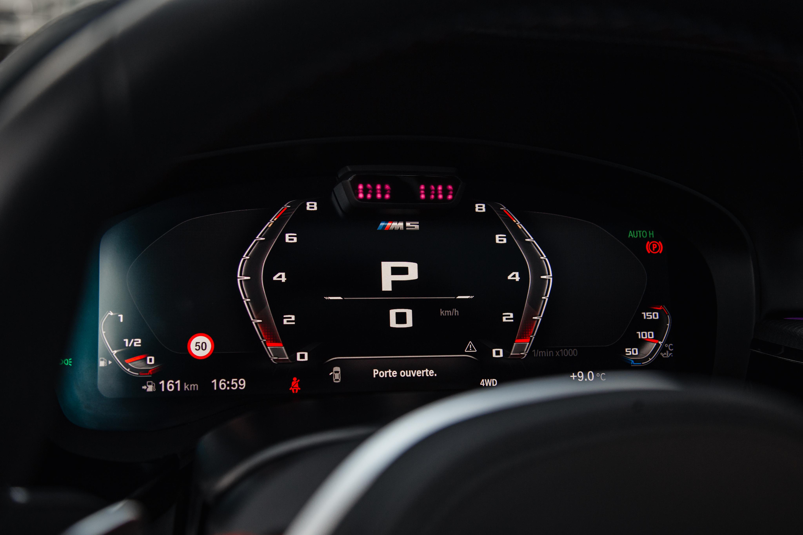 BMW M5 Competition. Photographe de voitures à Paris — Vitalii Motruk