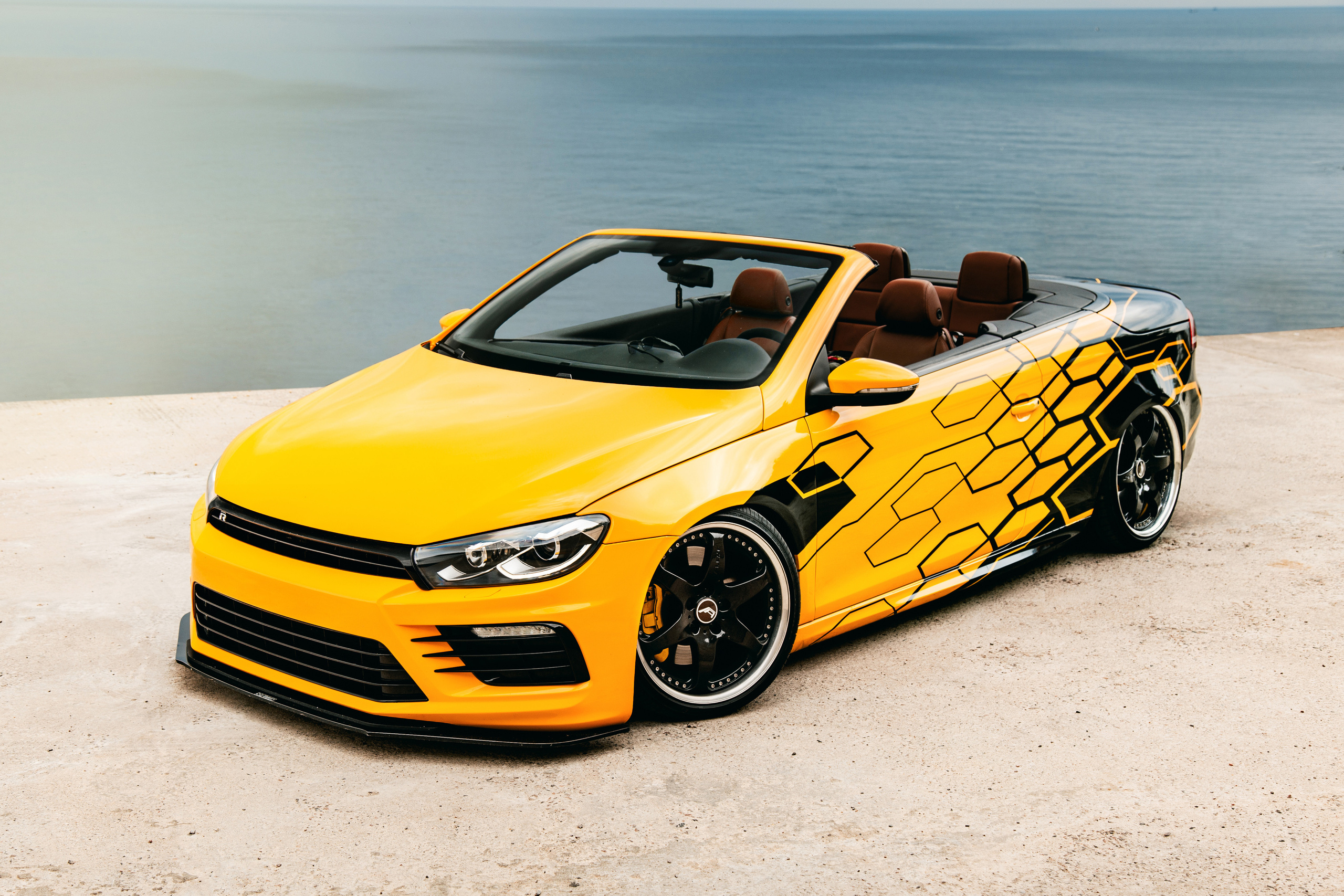 VW EOS. Photographer in Paris — Vitalii Motruk