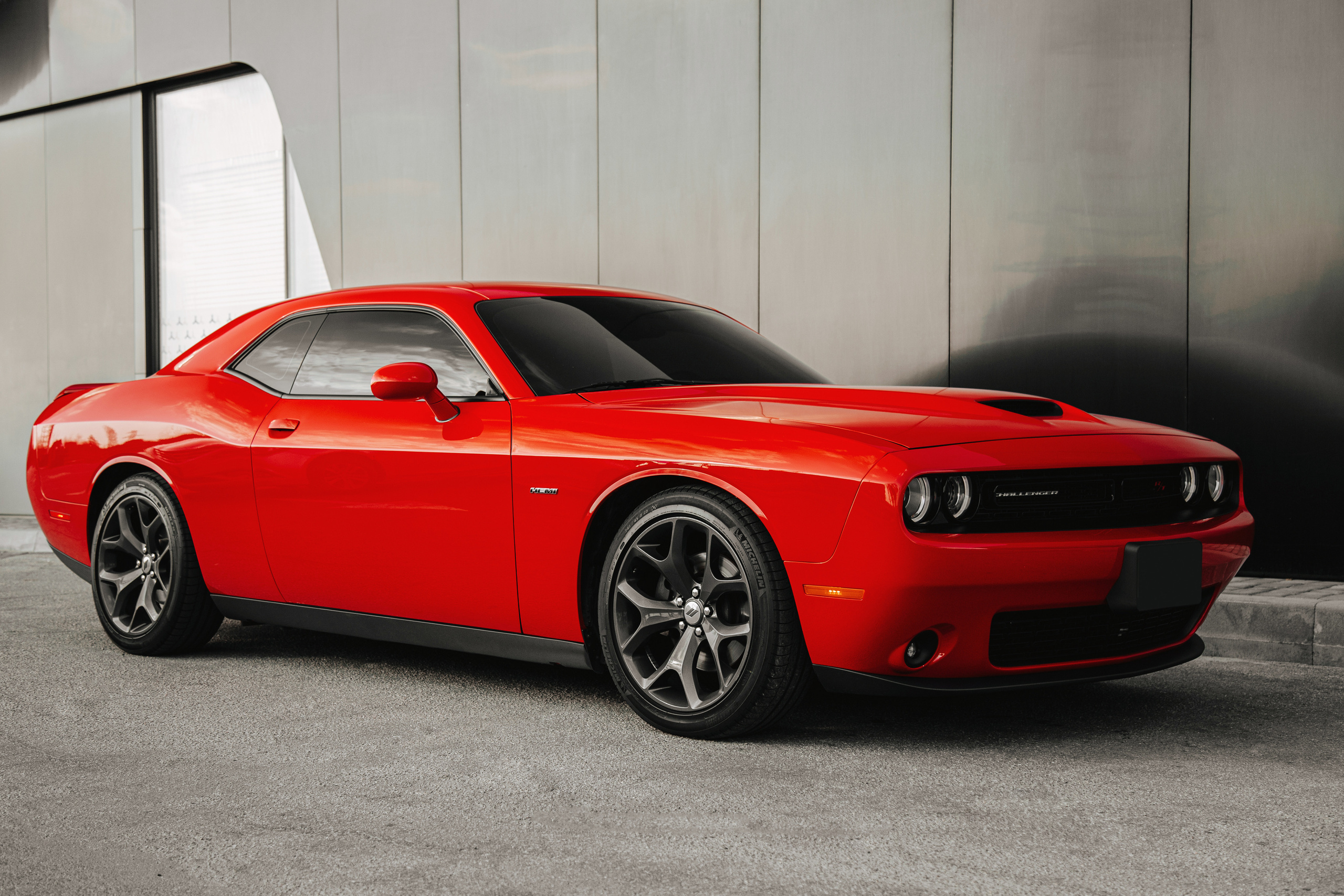 Dodge Challenger. Photographe de voitures à Paris — Vitalii Motruk