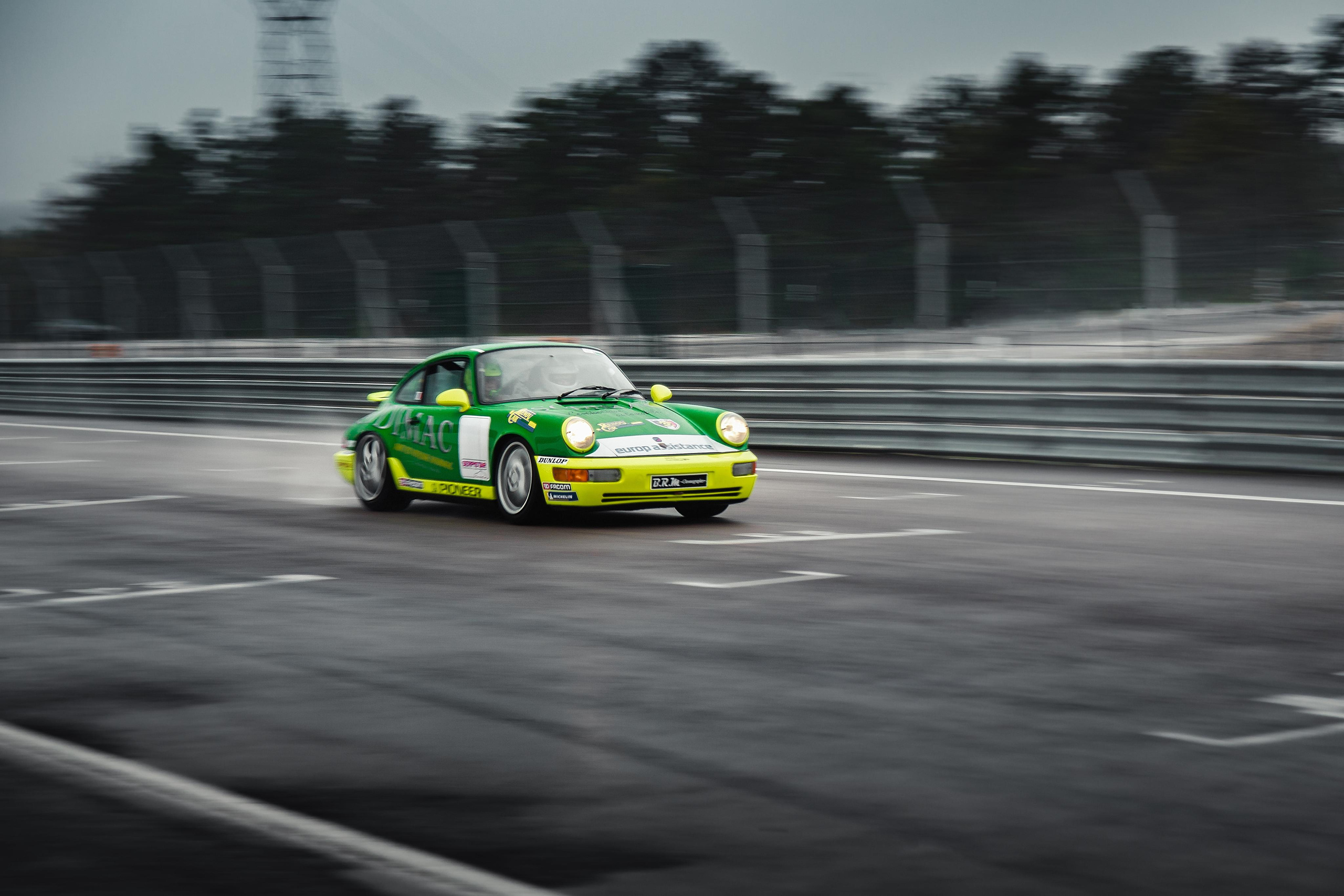 Porsche 964 Carrera. Photographe de voitures à Paris — Vitalii Motruk