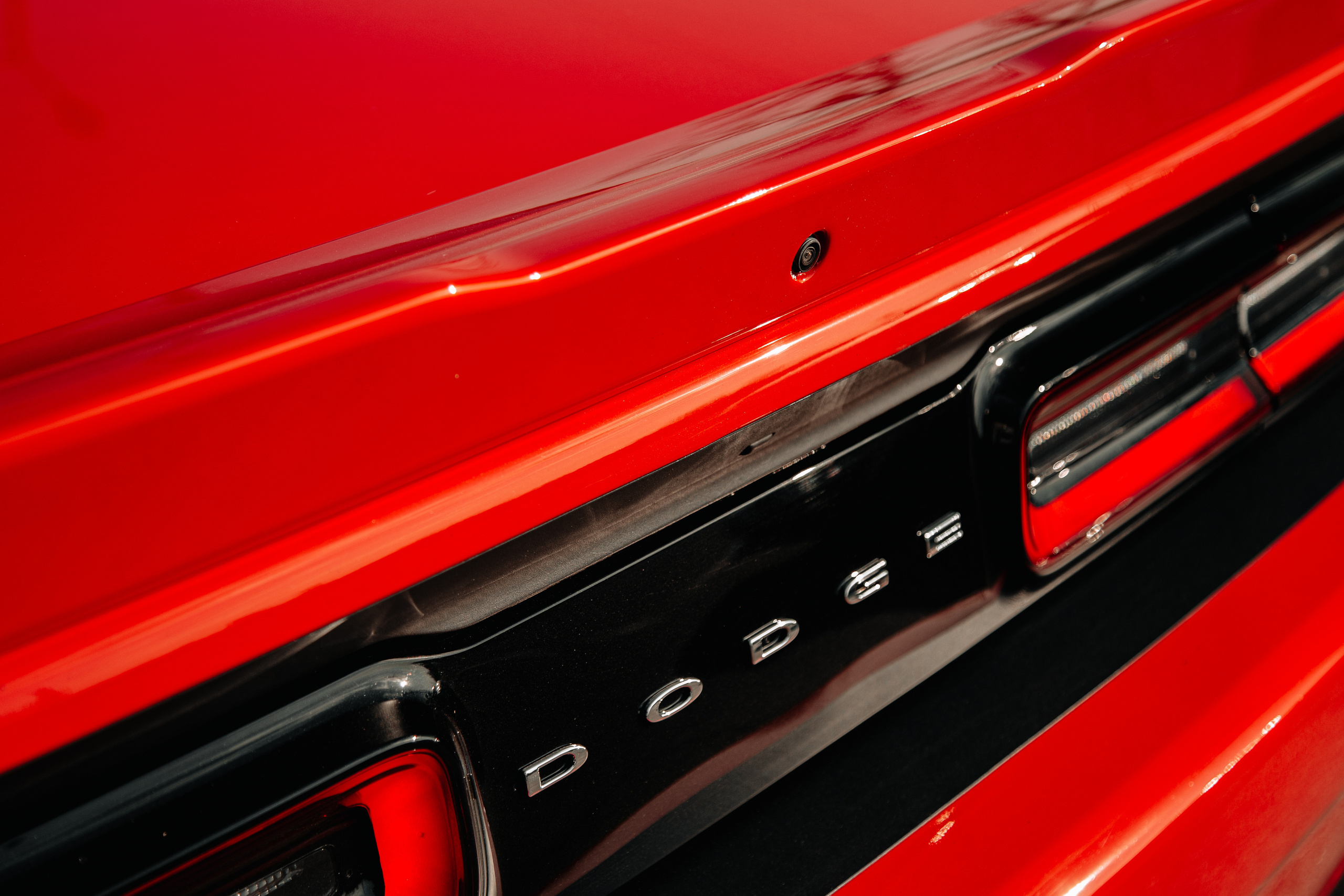 Dodge Challenger. Photographe de voitures à Paris — Vitalii Motruk