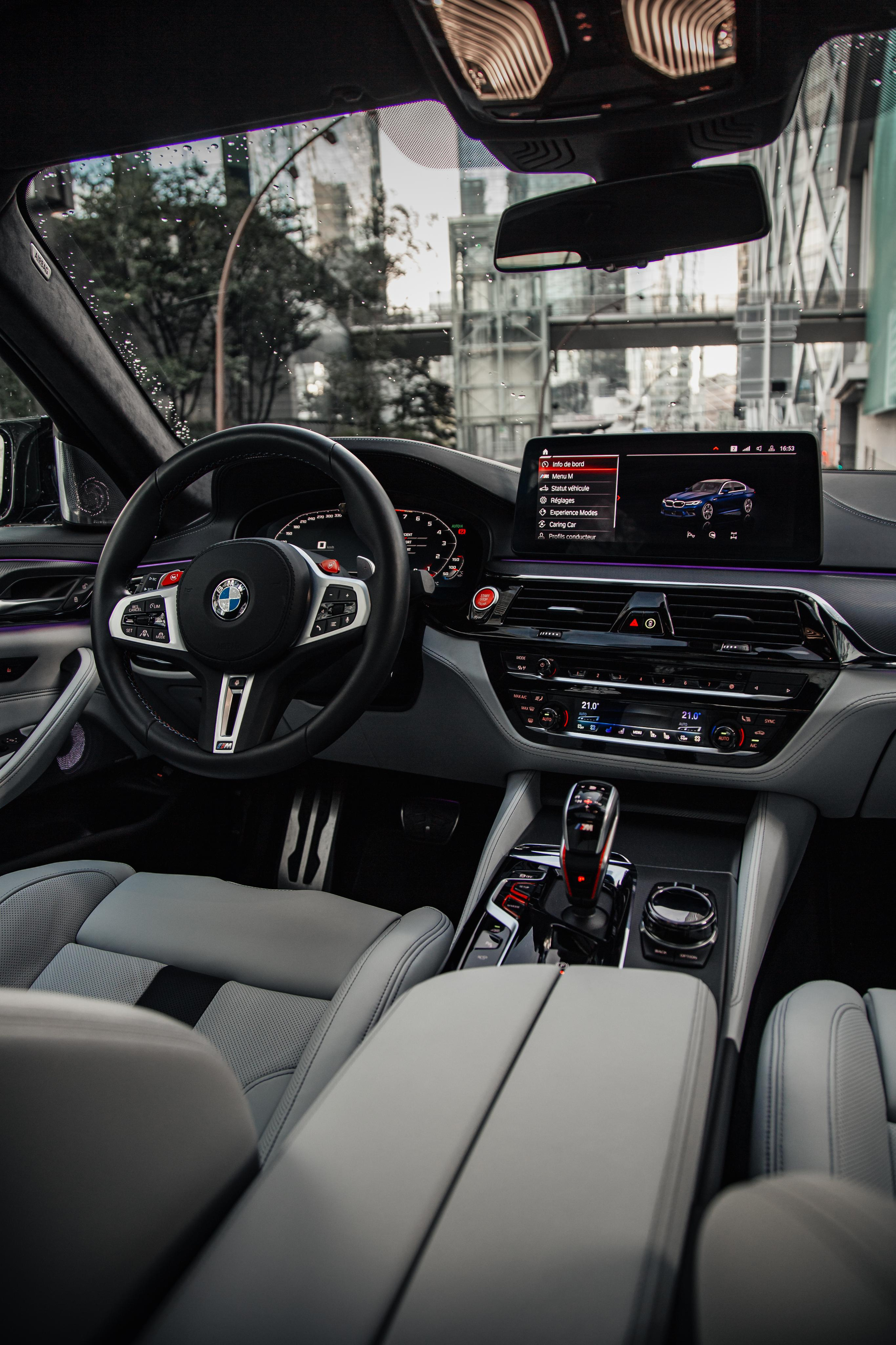 BMW M5 Competition. Photographe de voitures à Paris — Vitalii Motruk