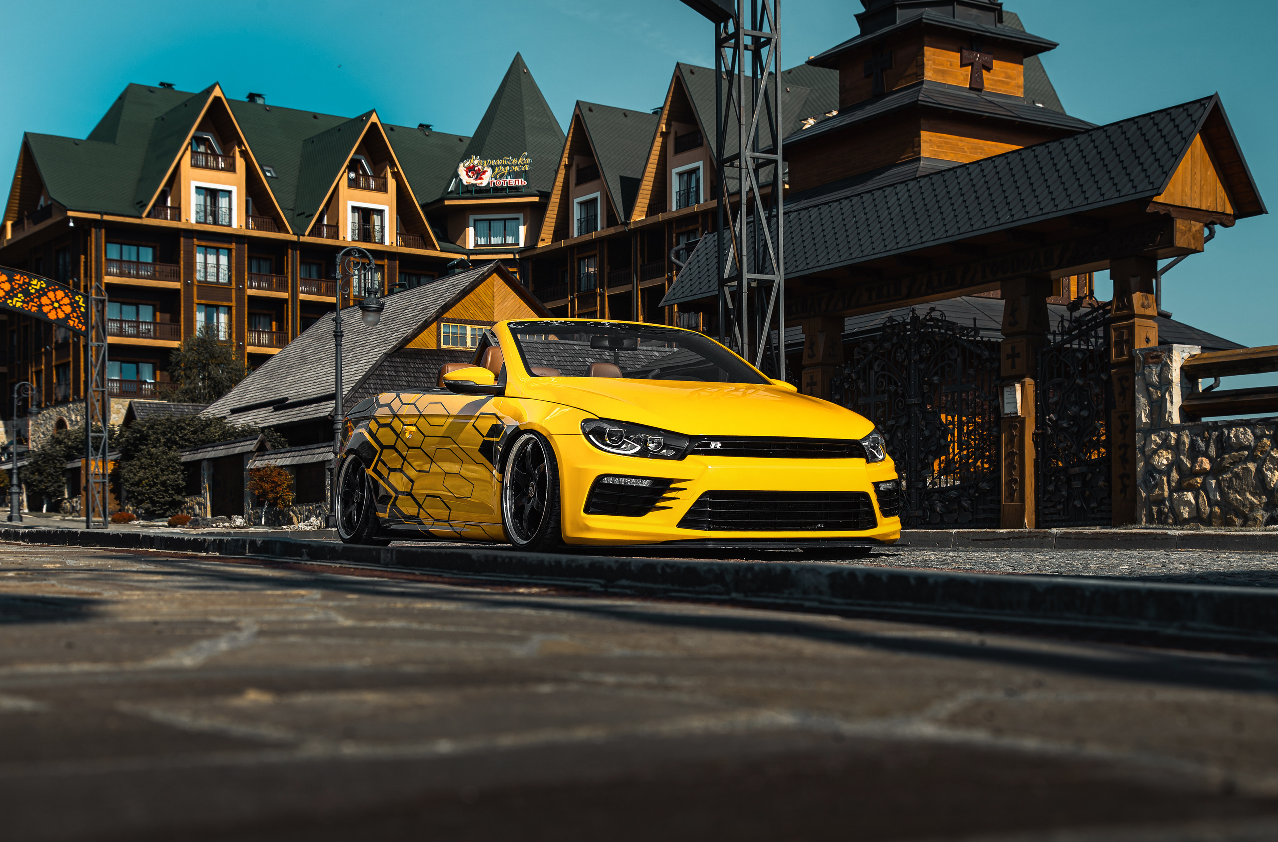 VW EOS. Photographer in Paris — Vitalii Motruk