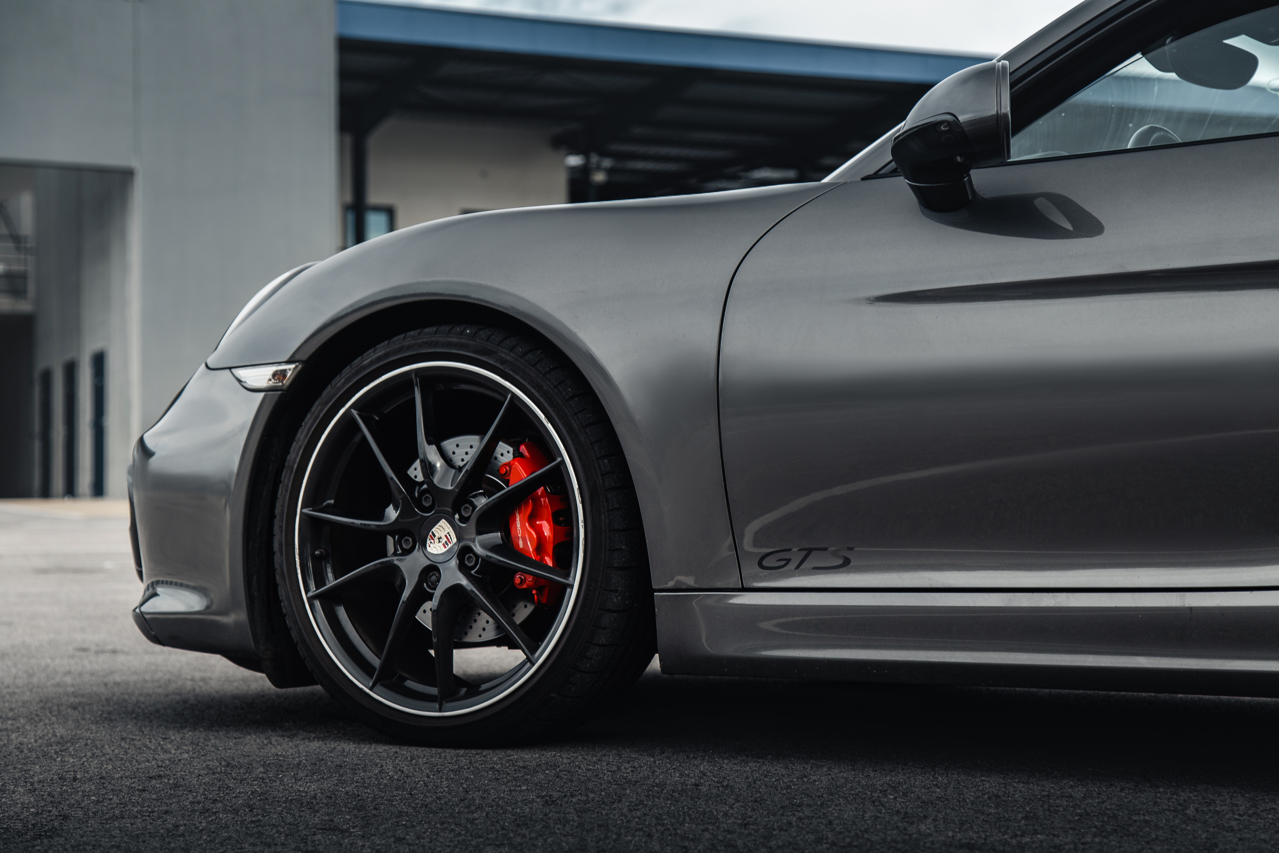 Porsche Cayman. Photographe de voitures à Paris — Vitalii Motruk