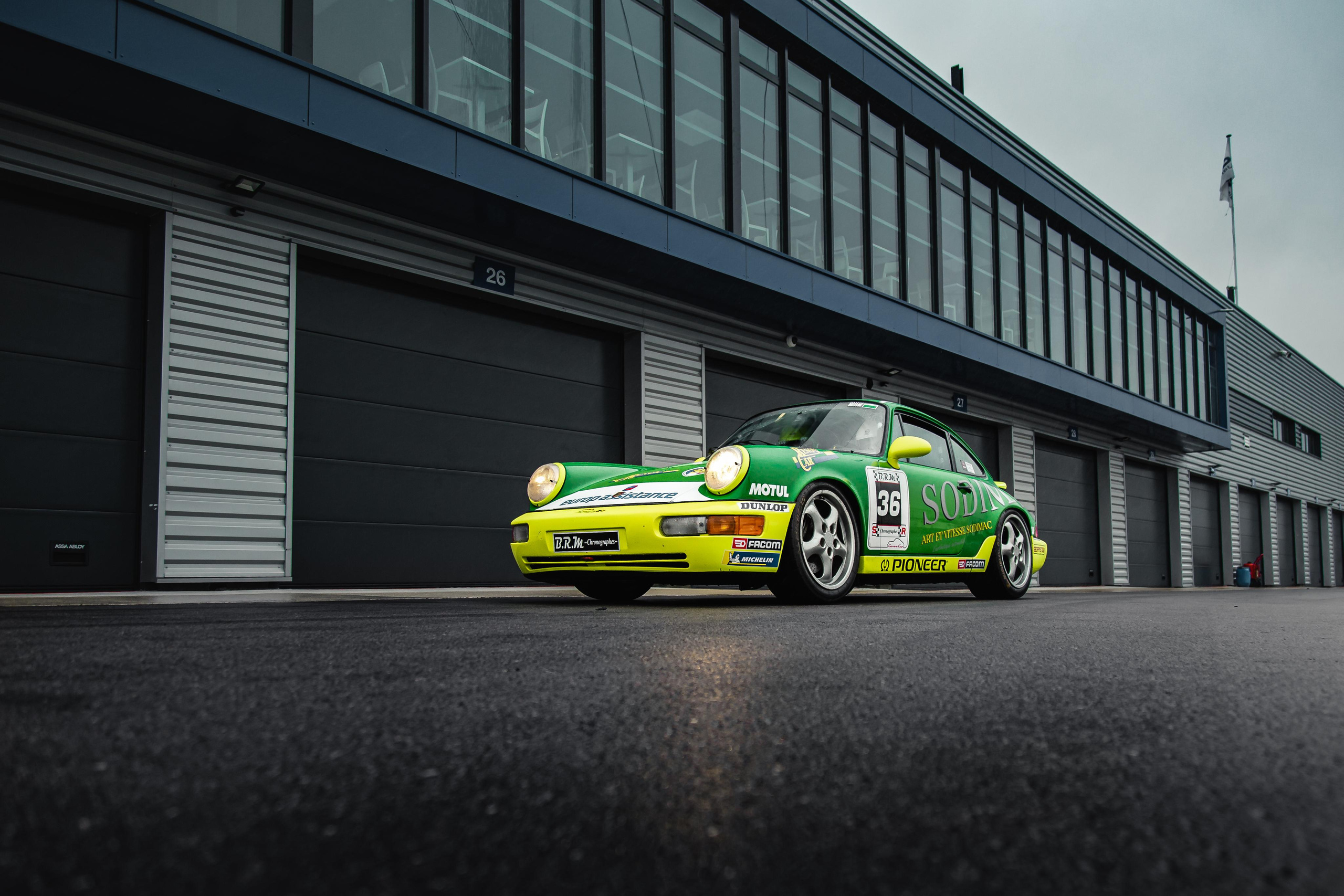 Porsche 964 Carrera. Photographe de voitures à Paris — Vitalii Motruk