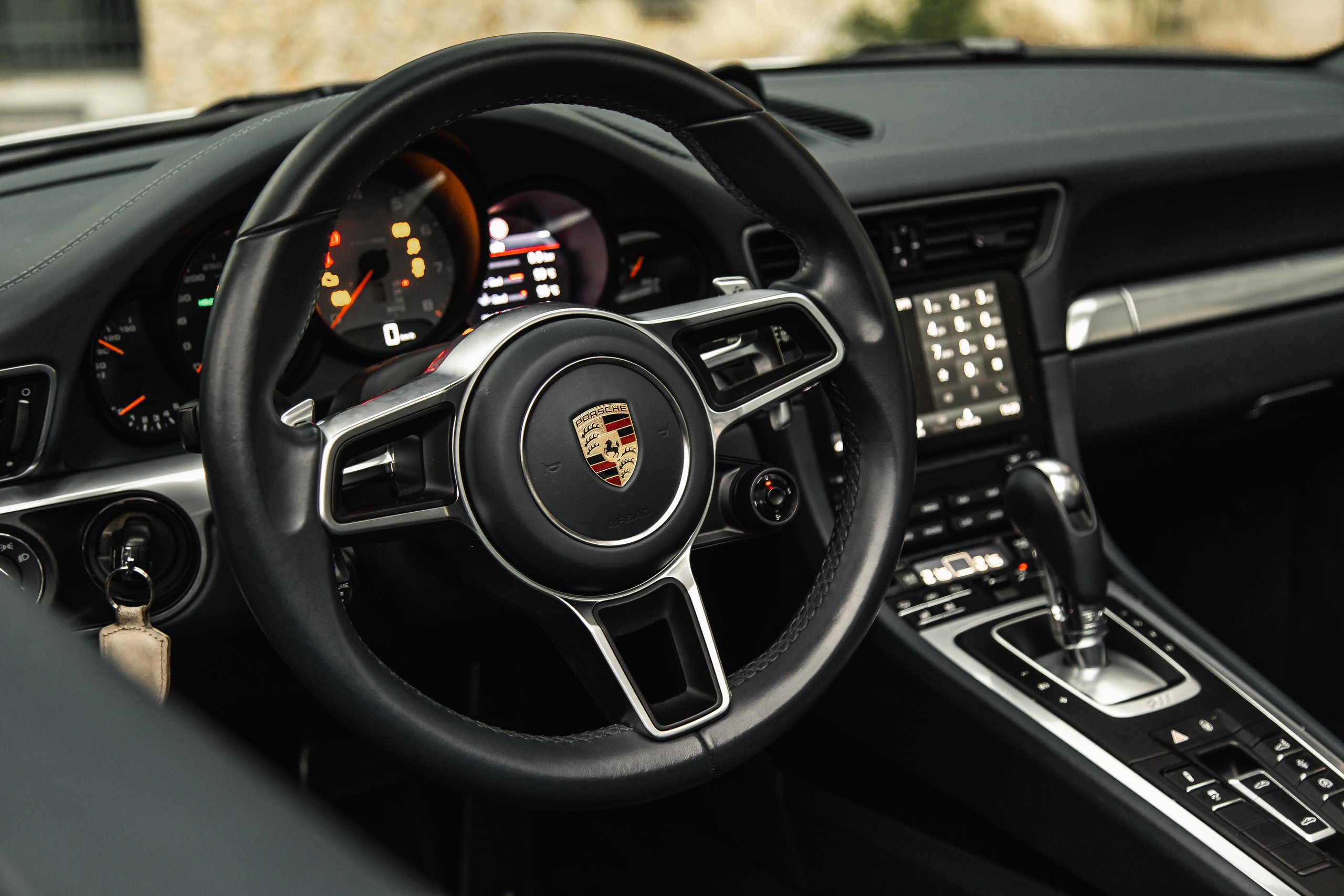 Porsche 911 Targa 4s. Photographer in Paris — Vitalii Motruk