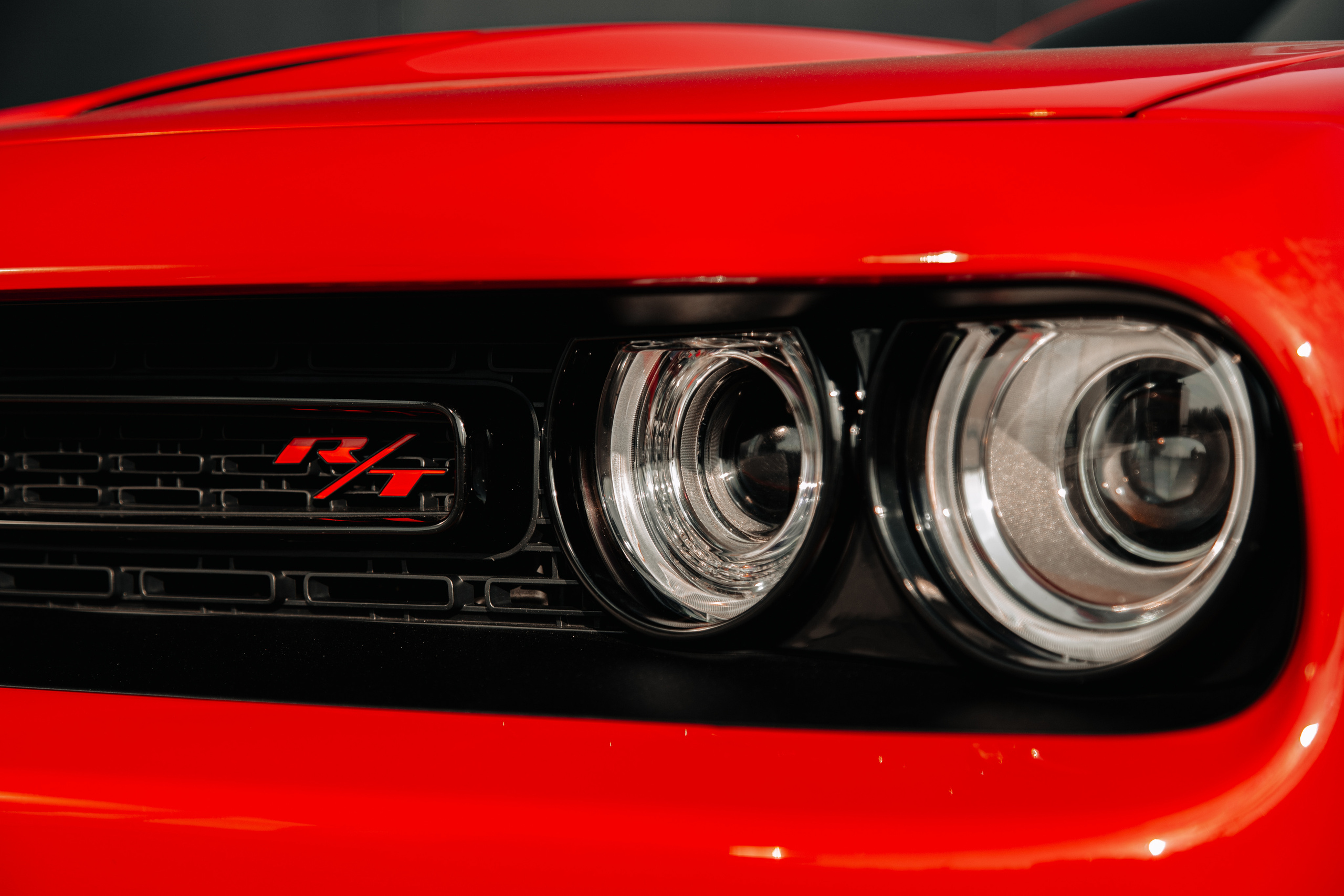 Dodge Challenger. Photographe de voitures à Paris — Vitalii Motruk