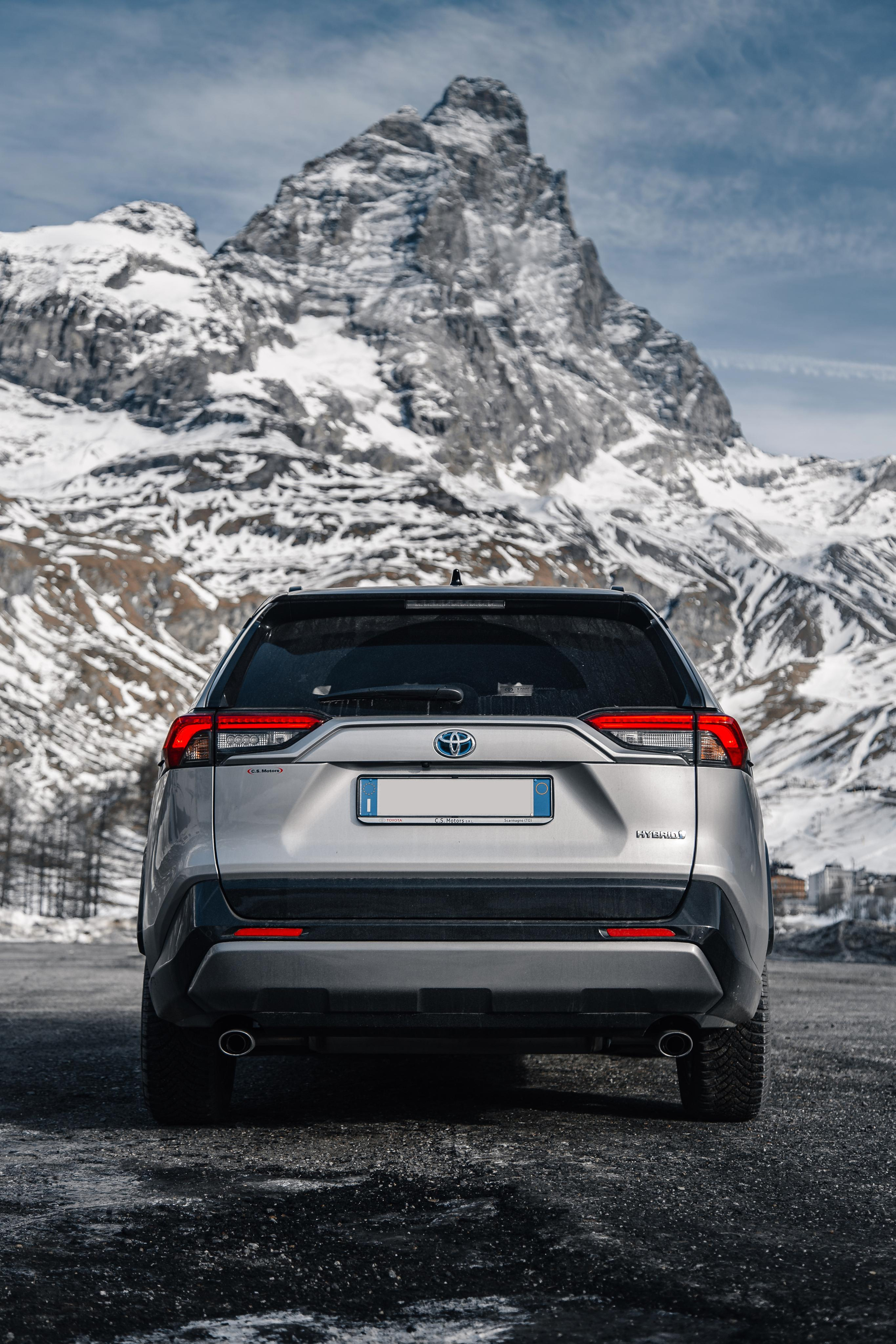 Toyota RAV4. Photographe de voitures à Paris — Vitalii Motruk