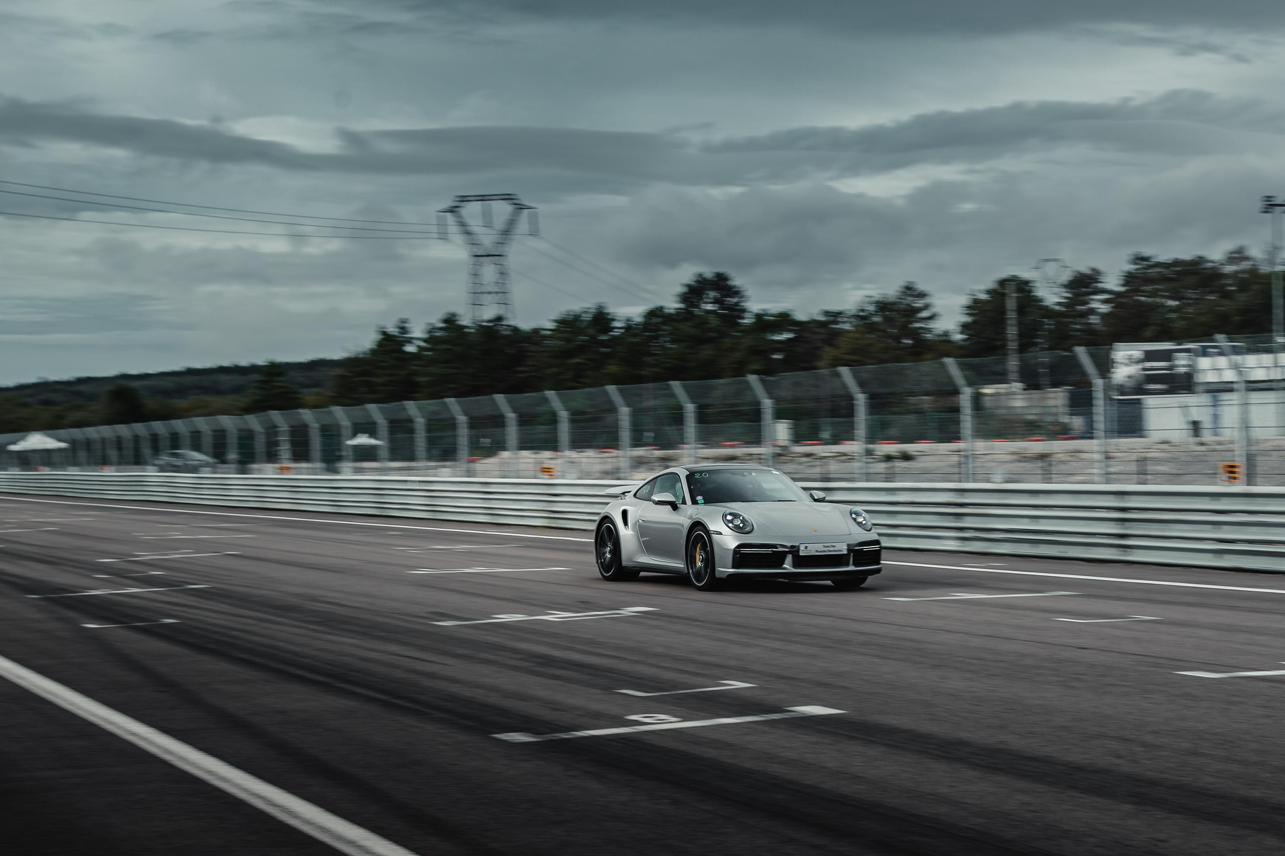 Dijon Circuit Reportage. Photographe de voitures à Paris — Vitalii Motruk