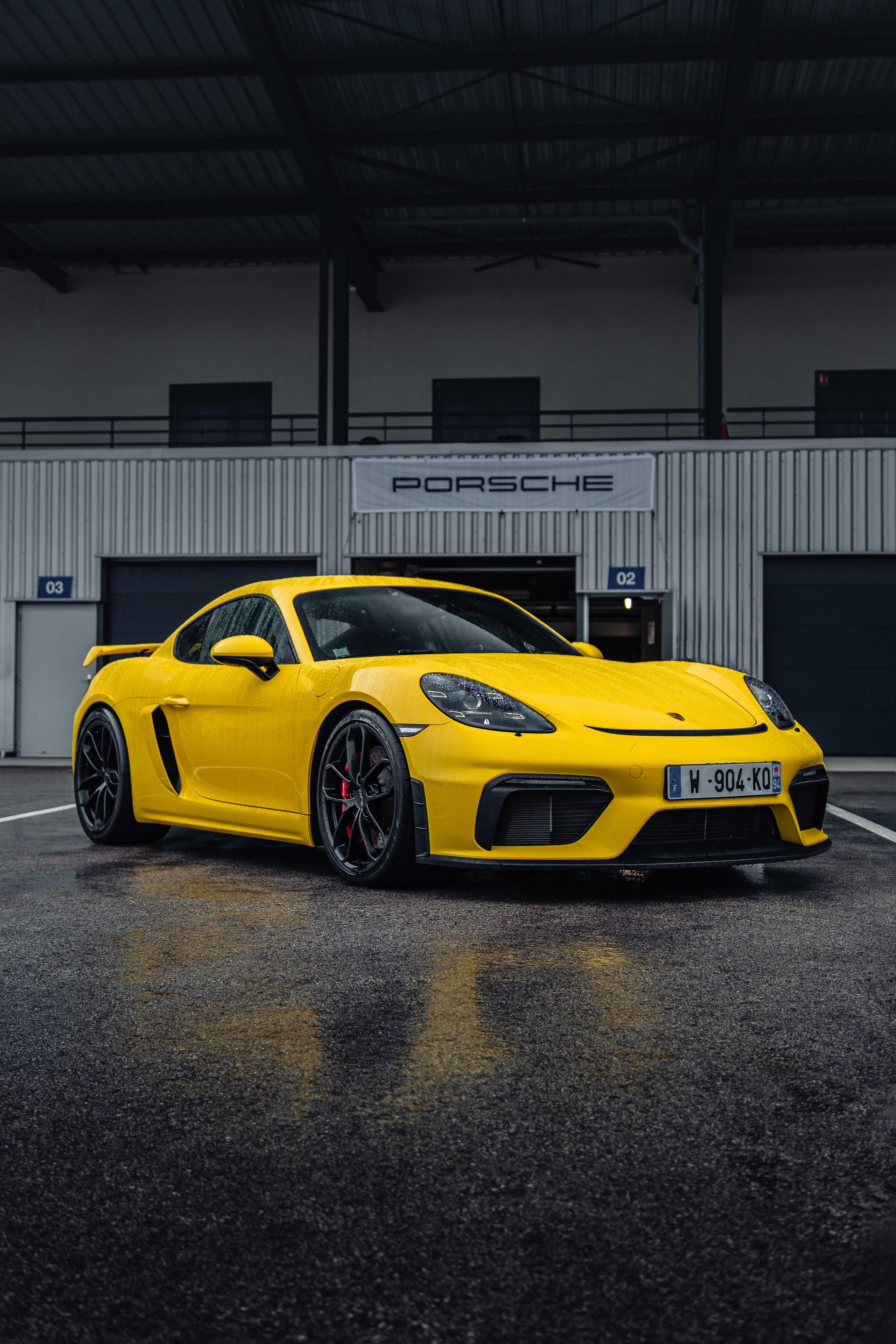 Porsche 718 GT4. Photographe de voitures à Paris — Vitalii Motruk
