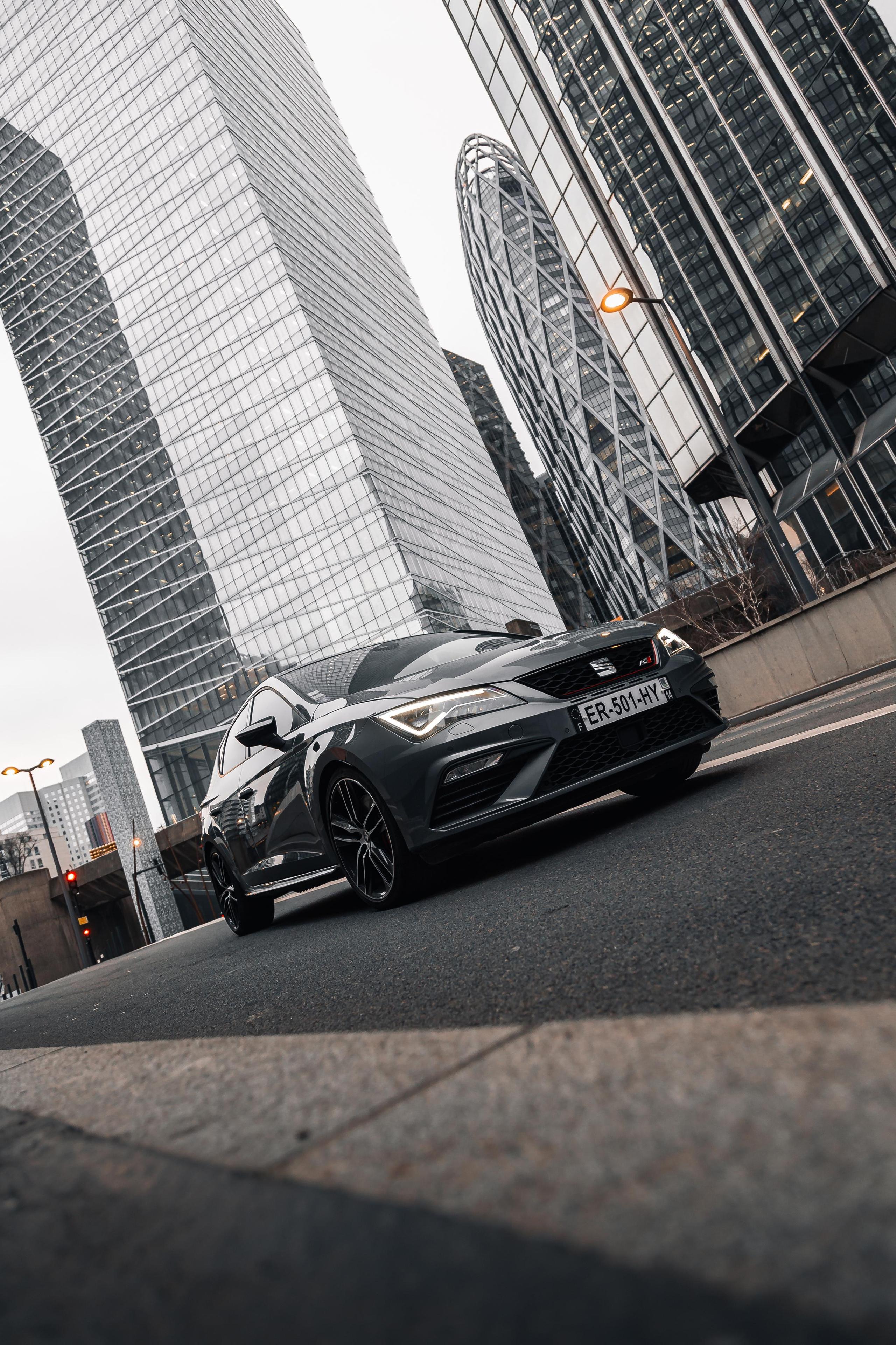 Seat Cupra. Photographer in Paris — Vitalii Motruk