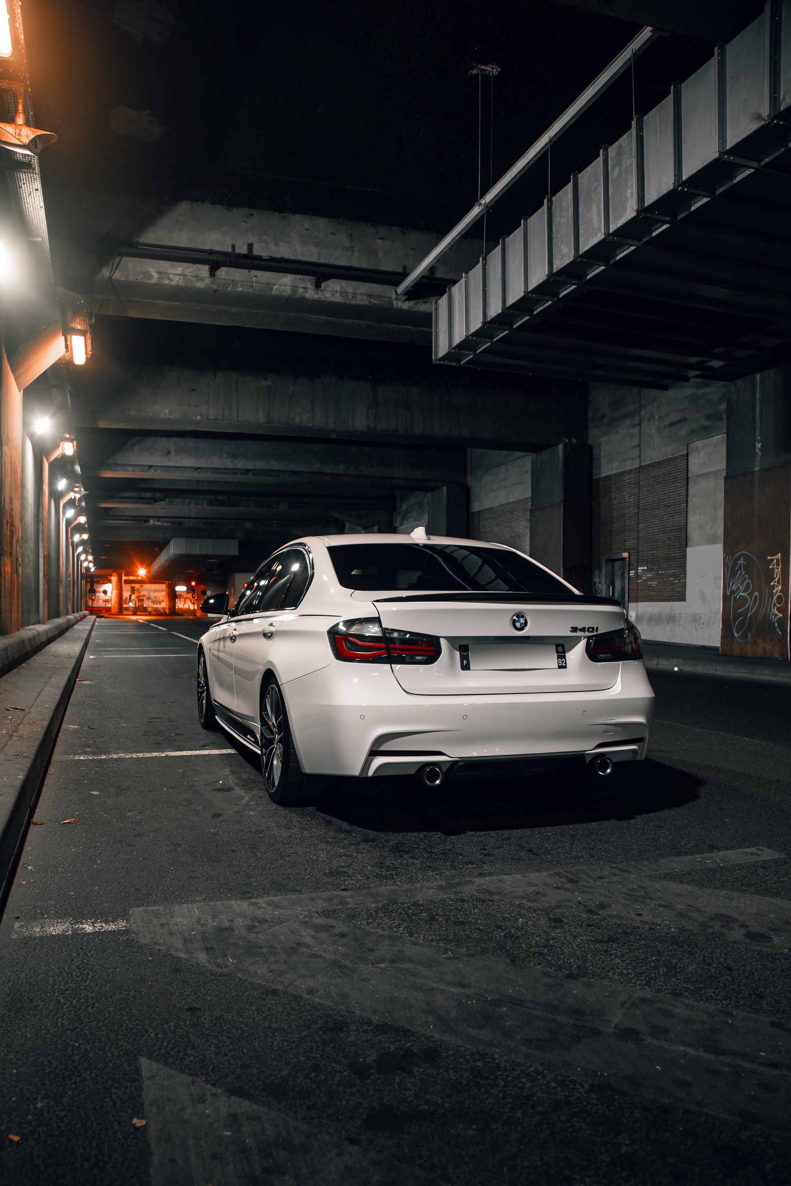 BMW 340i. Photographer in Paris — Vitalii Motruk